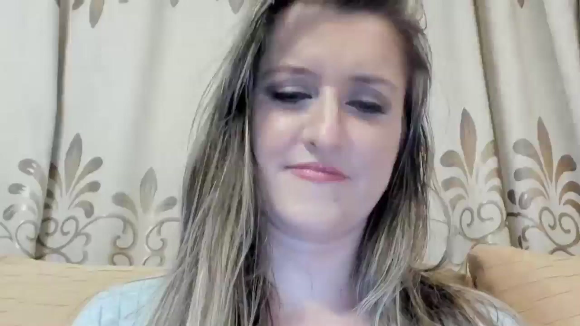 Gallery image thumbnail from BestDream's myfreecams stream on, 05/08/2024, 24:36 image 3 of 20