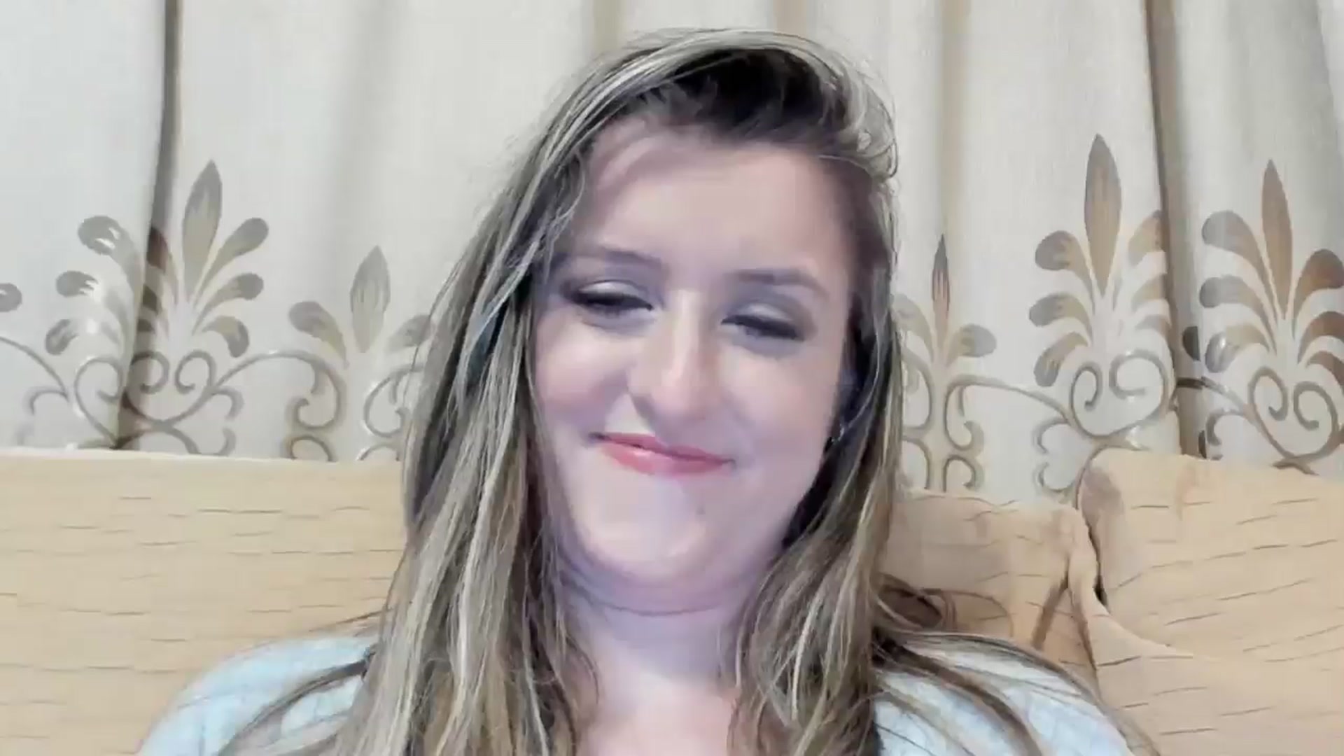 Gallery image thumbnail from BestDream's myfreecams stream on, 05/08/2024, 24:36 image 16 of 20