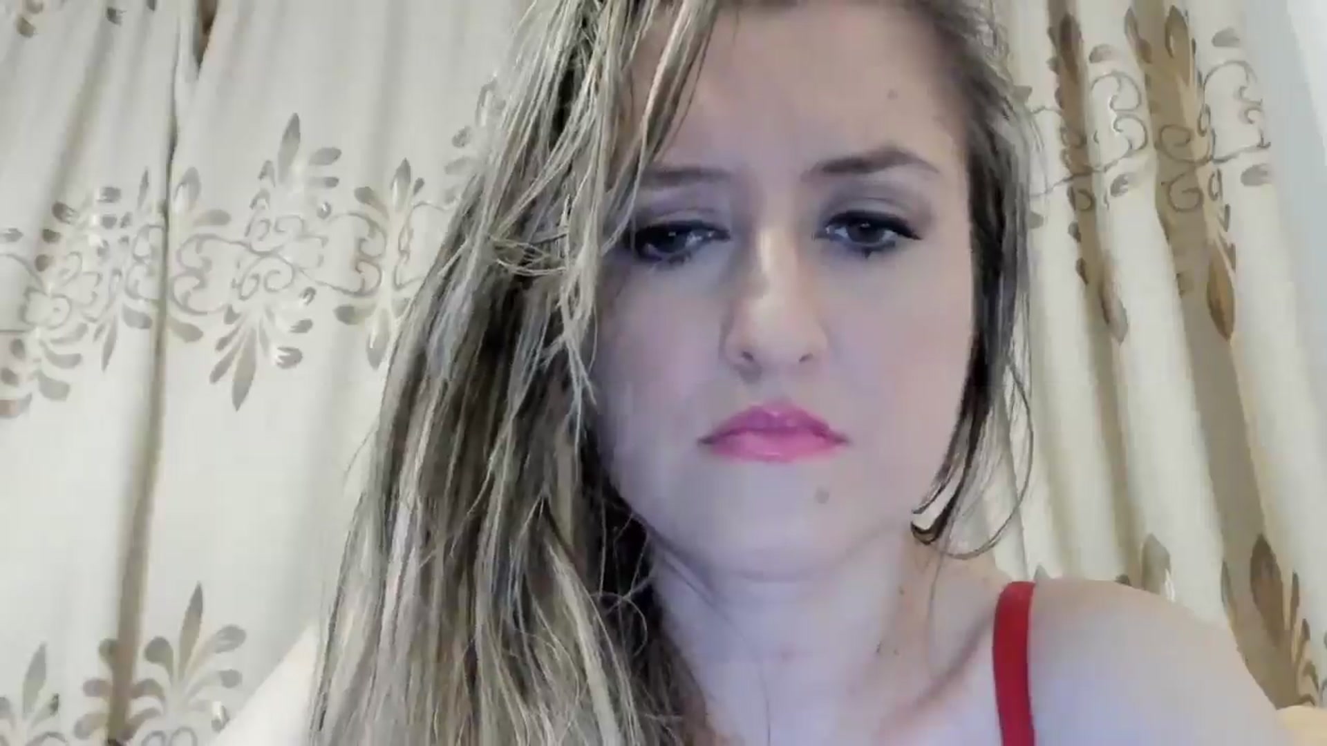 Gallery image thumbnail from BestDream's myfreecams stream on, 05/08/2024, 22:49 image 15 of 20