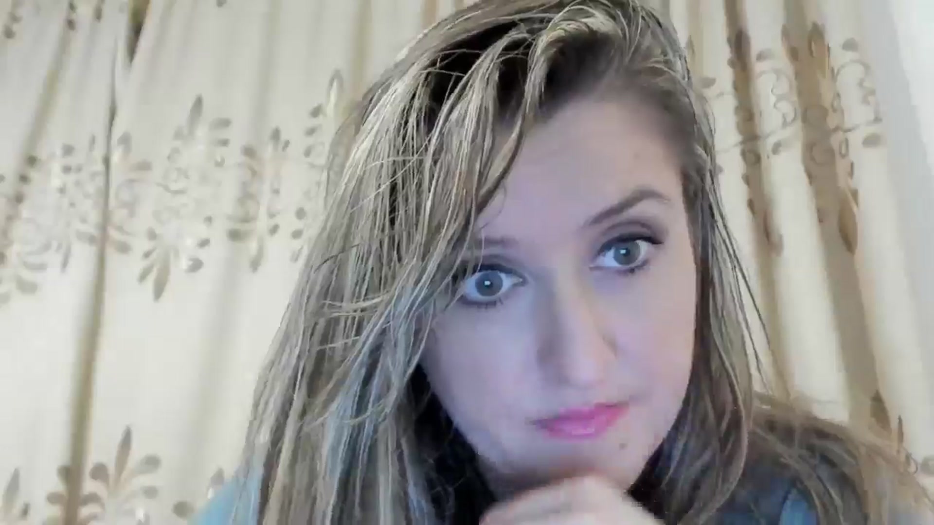 Gallery image thumbnail from BestDream's myfreecams stream on, 05/09/2024, 24:01 image 13 of 20