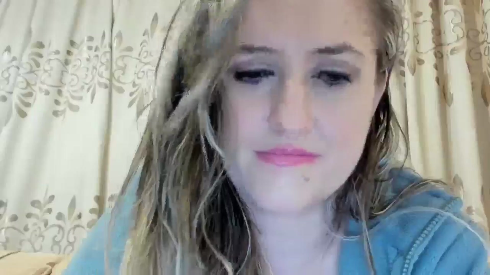 Gallery image thumbnail from BestDream's myfreecams stream on, 05/09/2024, 02:56 image 6 of 20