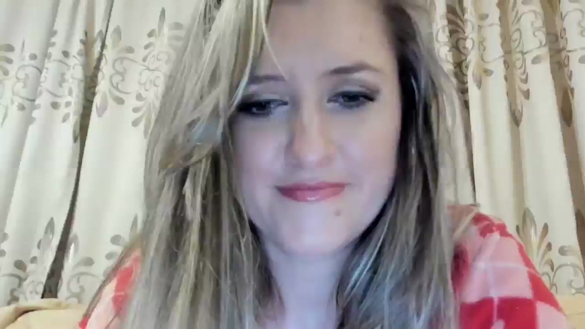 Gallery image thumbnail from BestDream's myfreecams stream on, 05/10/2024, 02:22 image 1 of 20