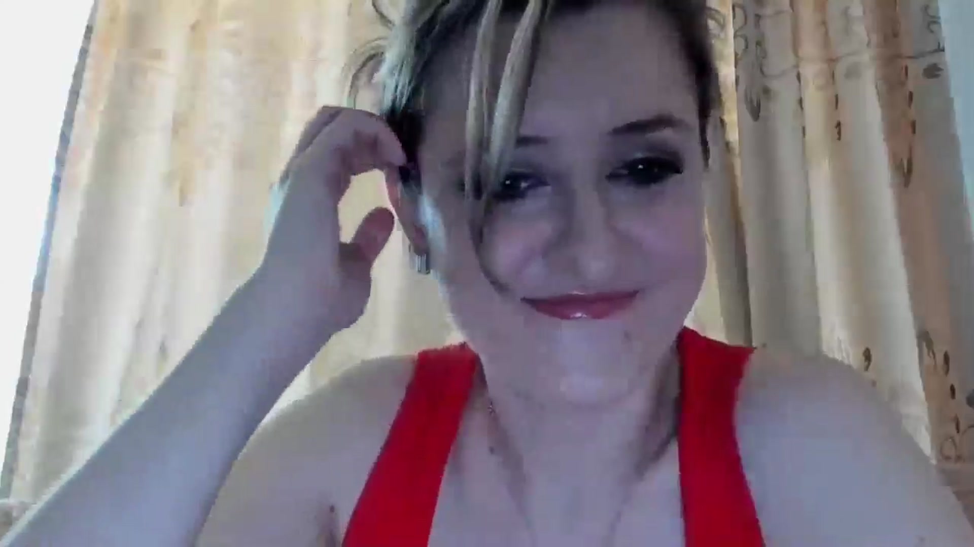 Gallery image thumbnail from BestDream's myfreecams stream on, 05/10/2024, 13:27 image 3 of 20