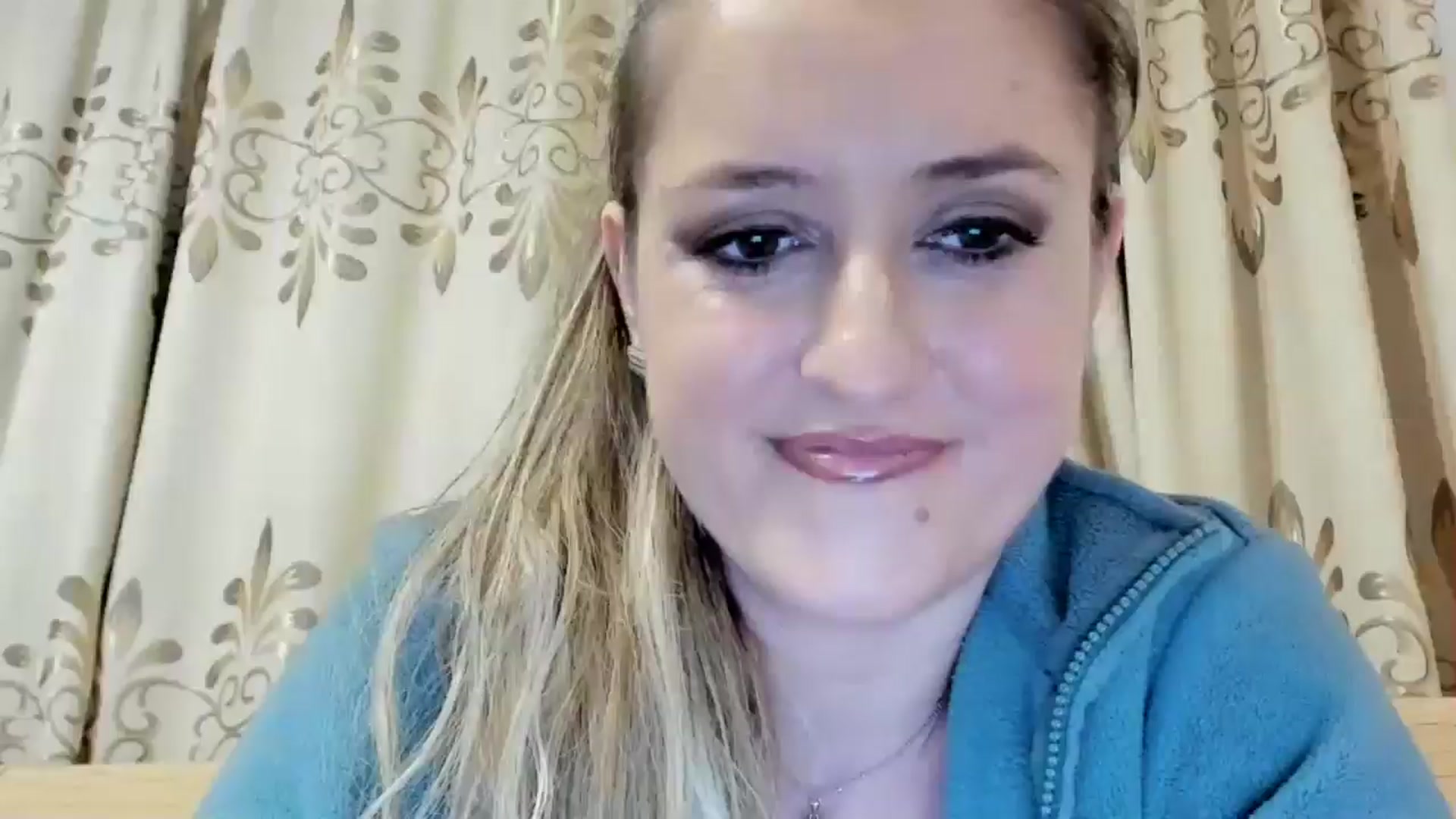 Gallery image thumbnail from BestDream's myfreecams stream on, 05/10/2024, 21:35 image 3 of 20