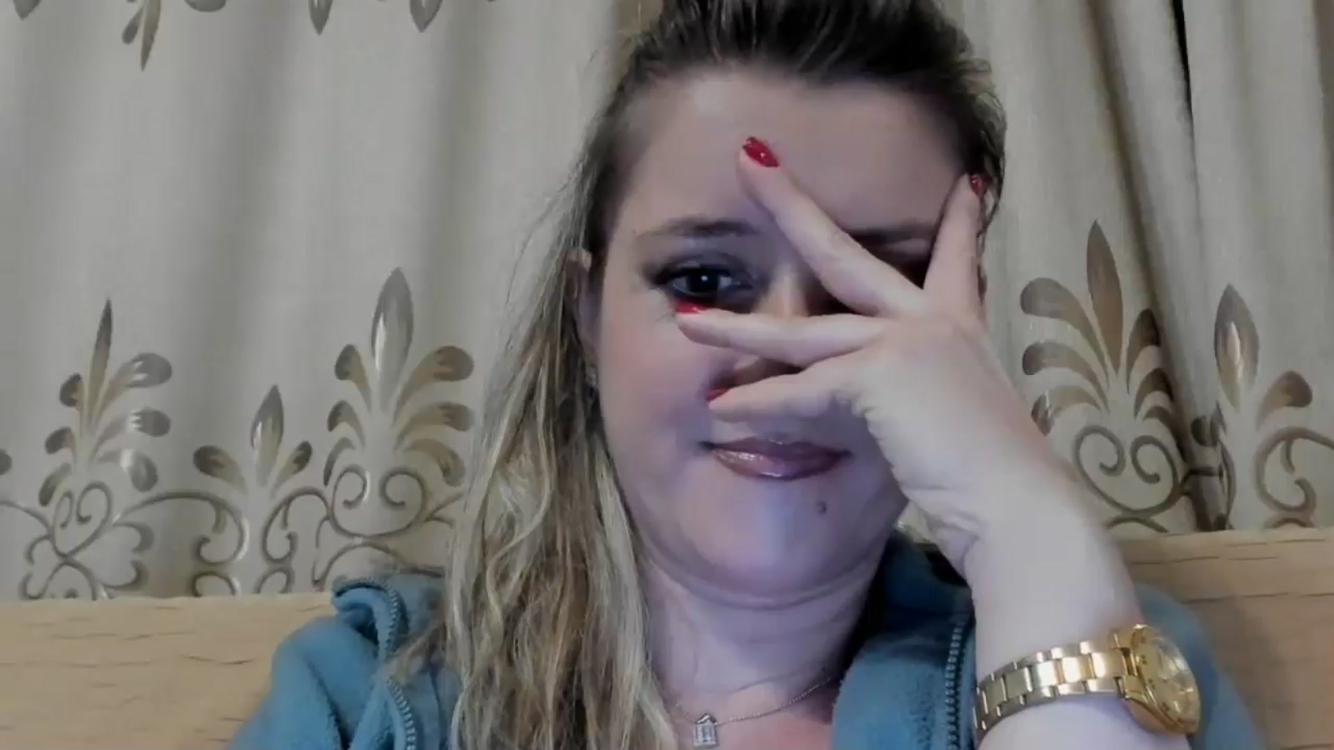 Gallery image thumbnail from BestDream's myfreecams stream on, 05/10/2024, 21:35 image 17 of 20