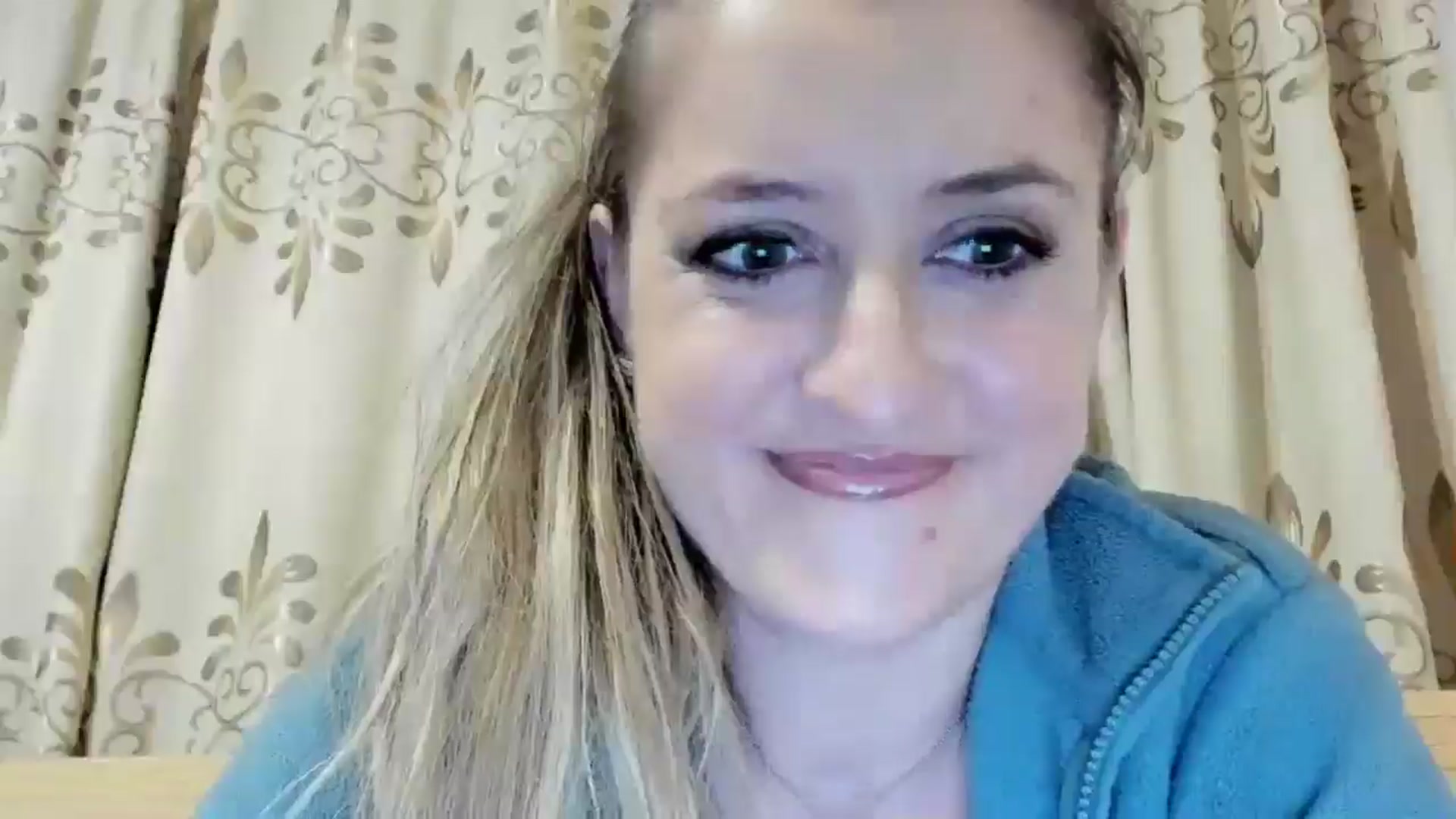 Gallery image thumbnail from BestDream's myfreecams stream on, 05/10/2024, 21:35 image 11 of 20