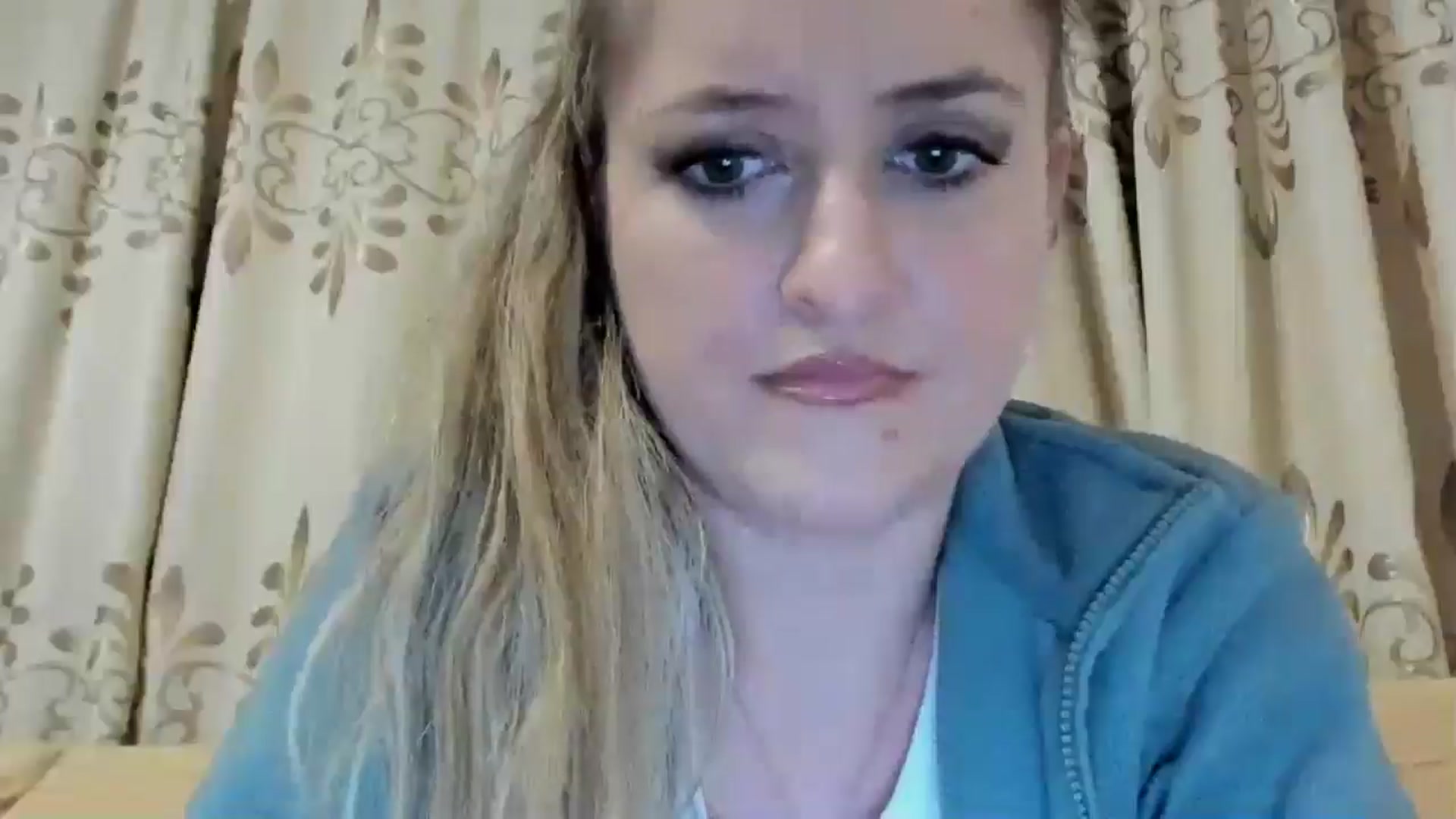 Gallery image thumbnail from BestDream's myfreecams stream on, 05/11/2024, 24:00 image 17 of 20