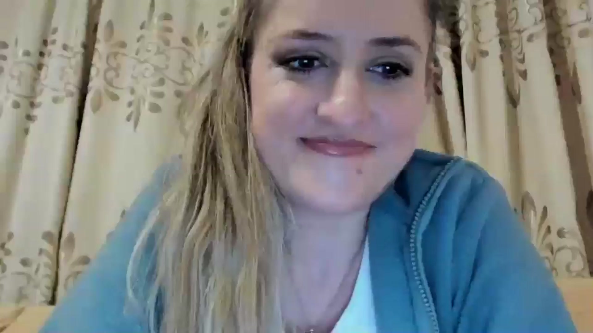 Gallery image thumbnail from BestDream's myfreecams stream on, 05/11/2024, 24:00 image 11 of 20