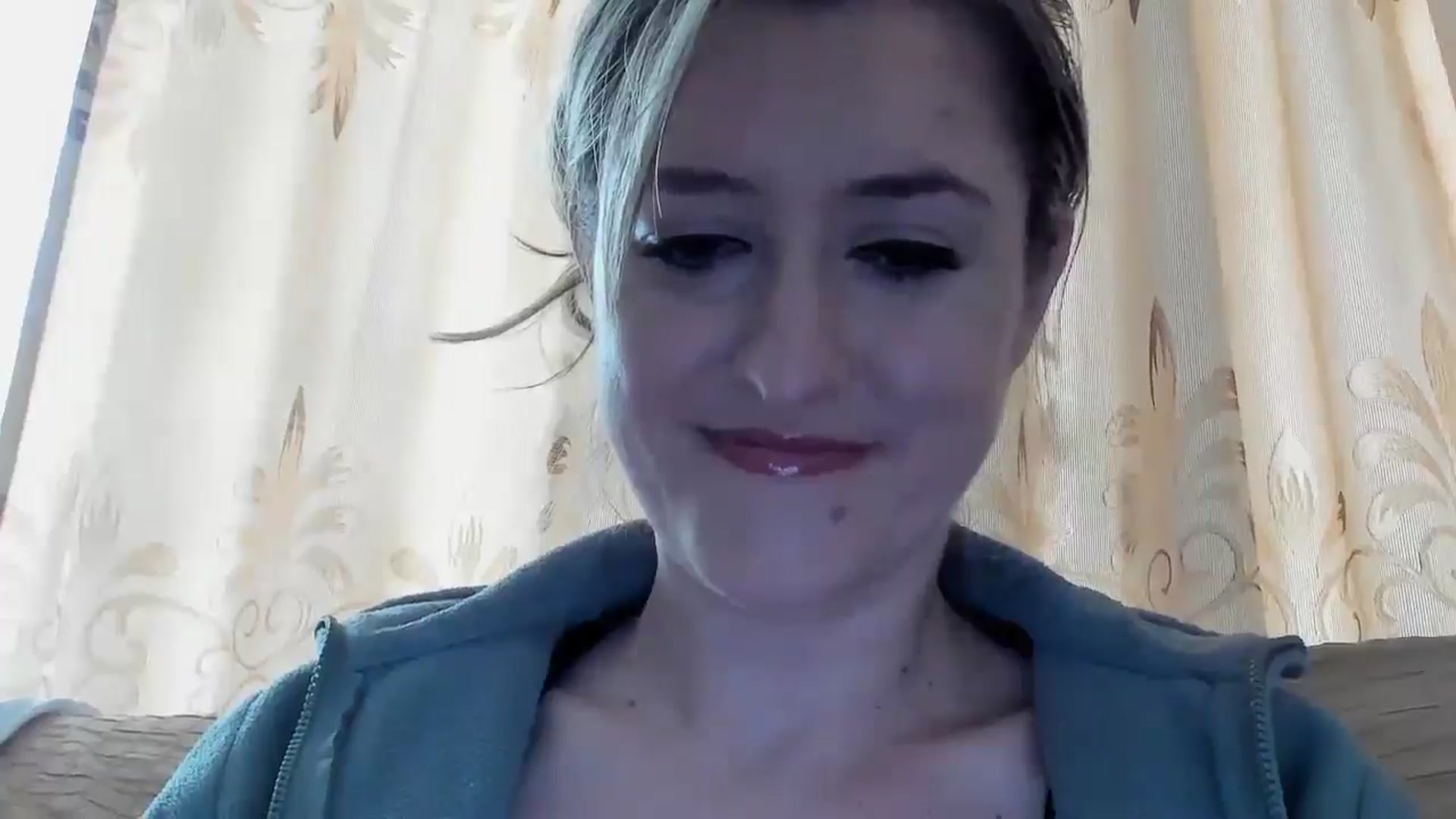 Gallery image thumbnail from BestDream's myfreecams stream on, 05/11/2024, 11:01 image 10 of 20