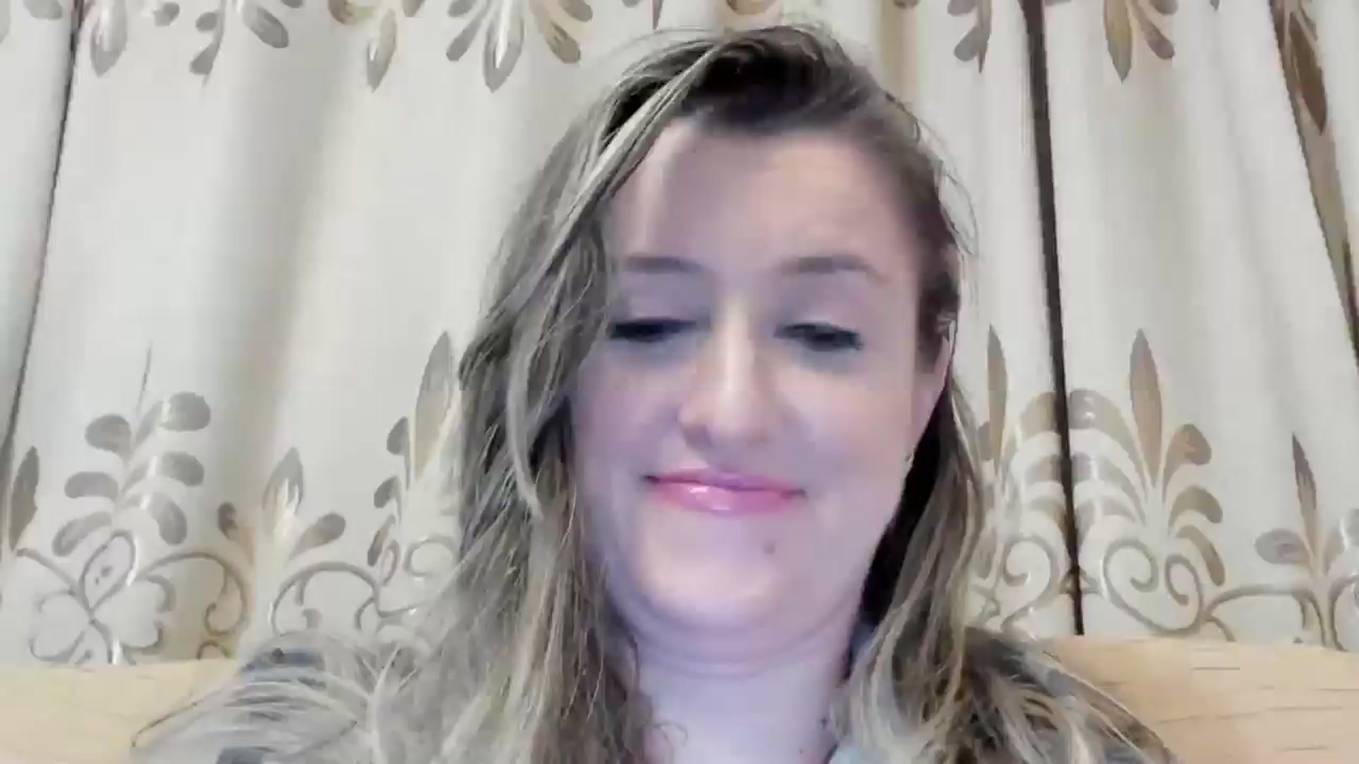 Gallery image thumbnail from BestDream's myfreecams stream on, 05/12/2024, 23:54 image 8 of 20