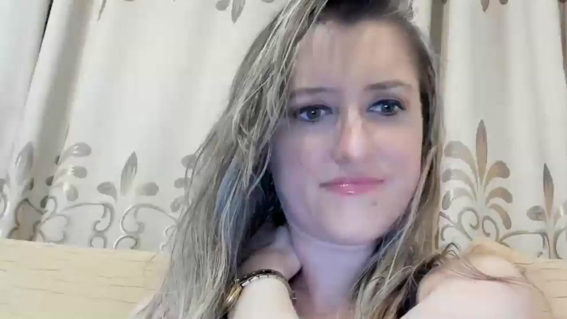Gallery image thumbnail from BestDream's myfreecams stream on, 05/13/2024, 23:27 image 20 of 20