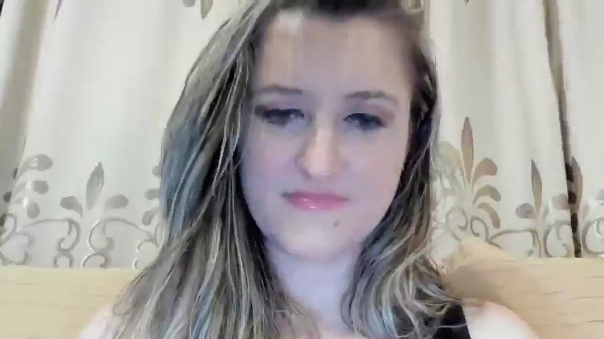 Gallery image thumbnail from BestDream's myfreecams stream on, 05/13/2024, 23:27 image 9 of 20