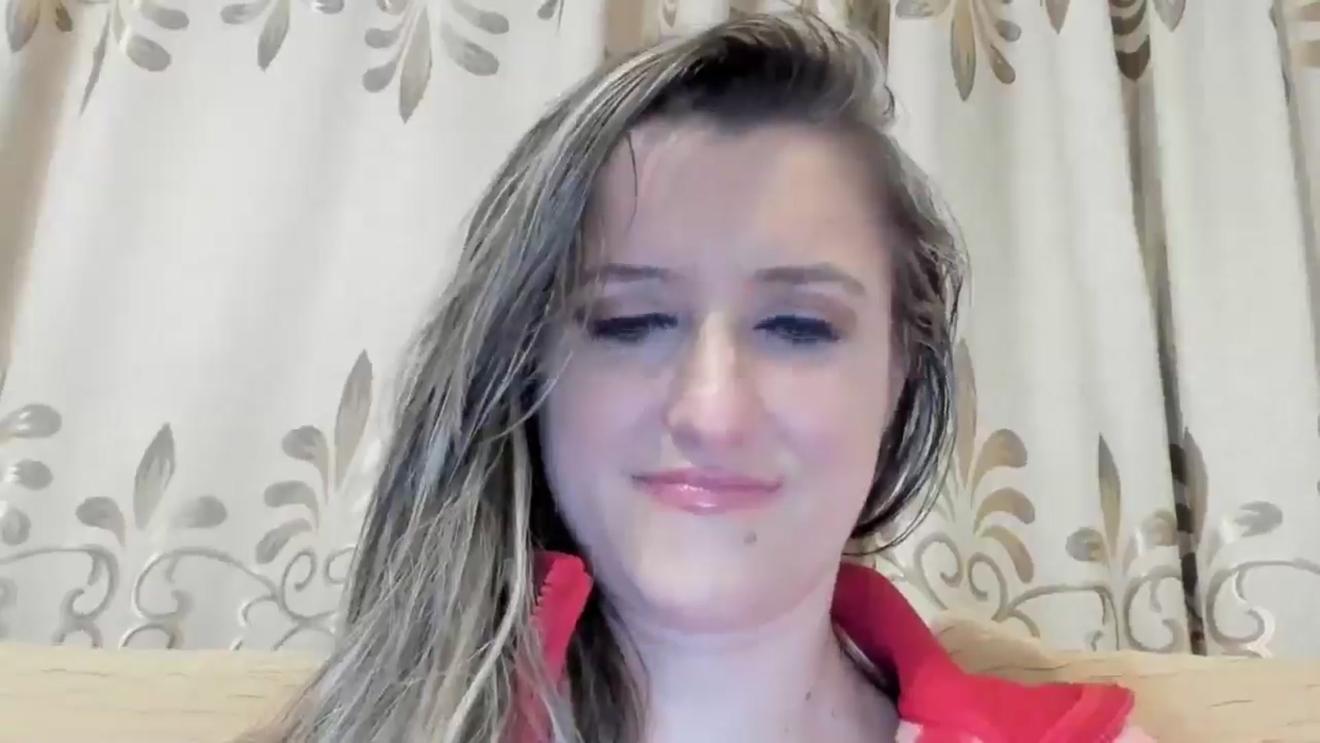 Gallery image thumbnail from BestDream's myfreecams stream on, 05/14/2024, 24:29 image 14 of 20