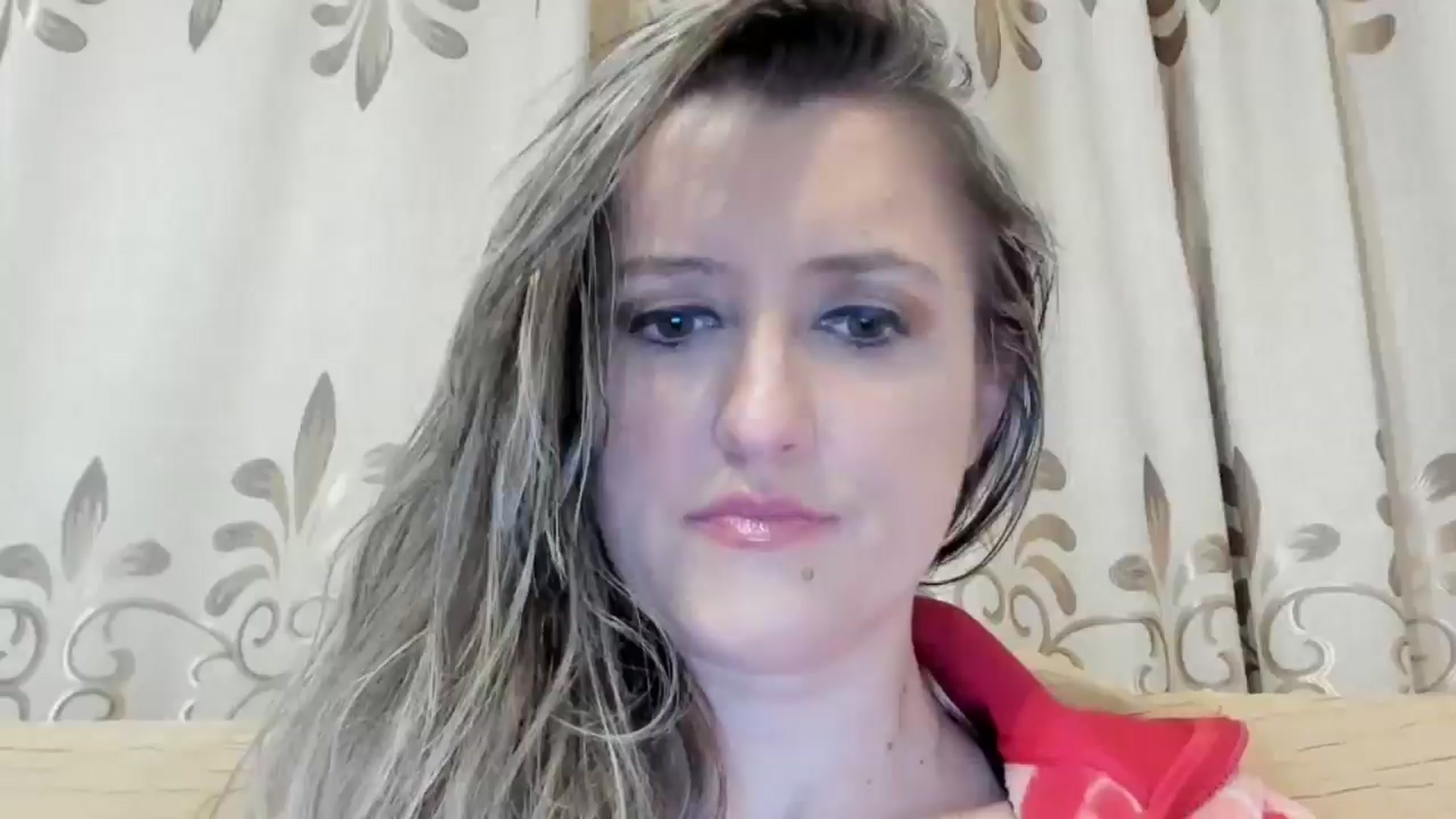 Gallery image thumbnail from BestDream's myfreecams stream on, 05/14/2024, 24:29 image 1 of 20