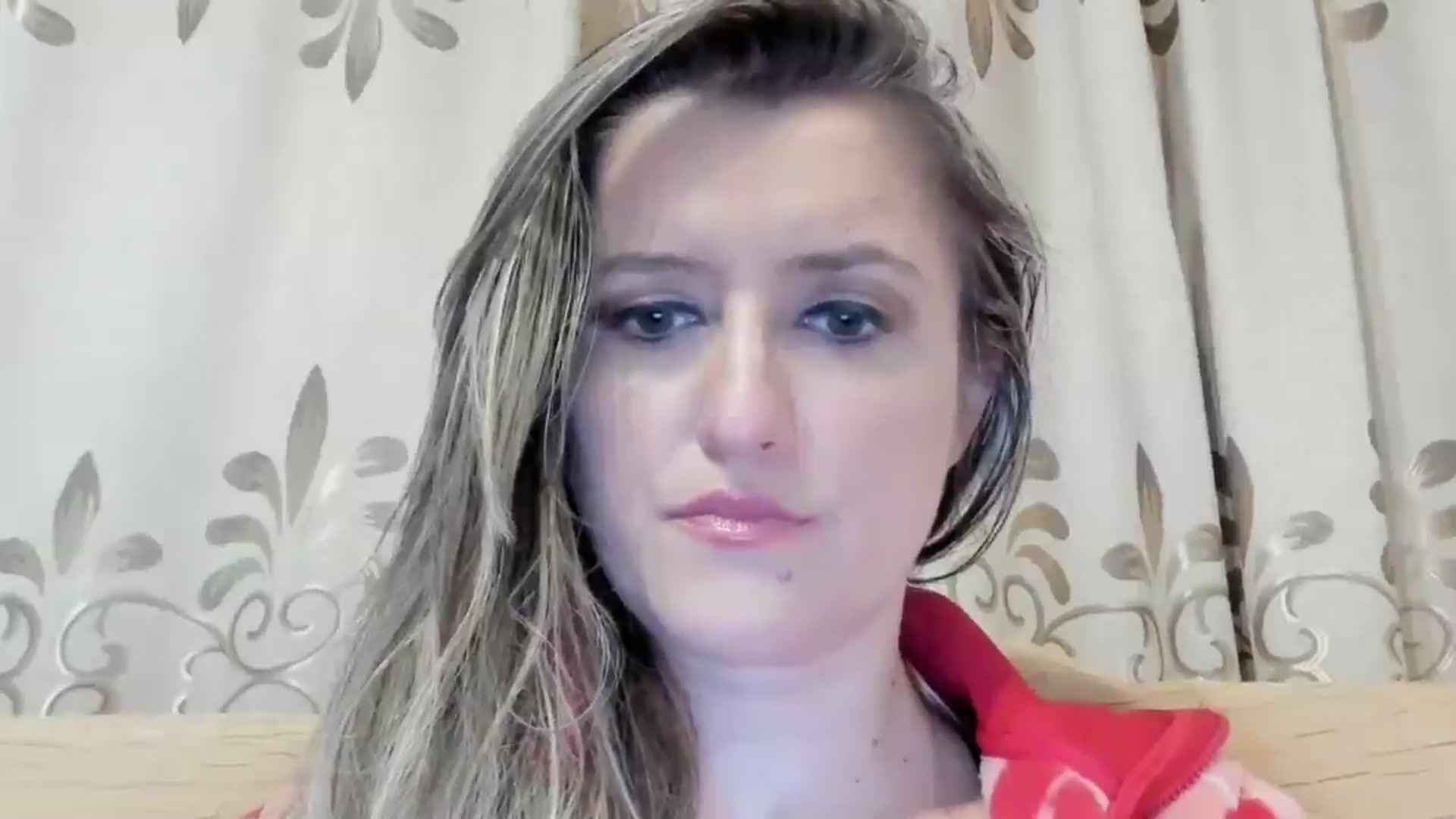 Gallery image thumbnail from BestDream's myfreecams stream on, 05/14/2024, 24:29 image 4 of 20