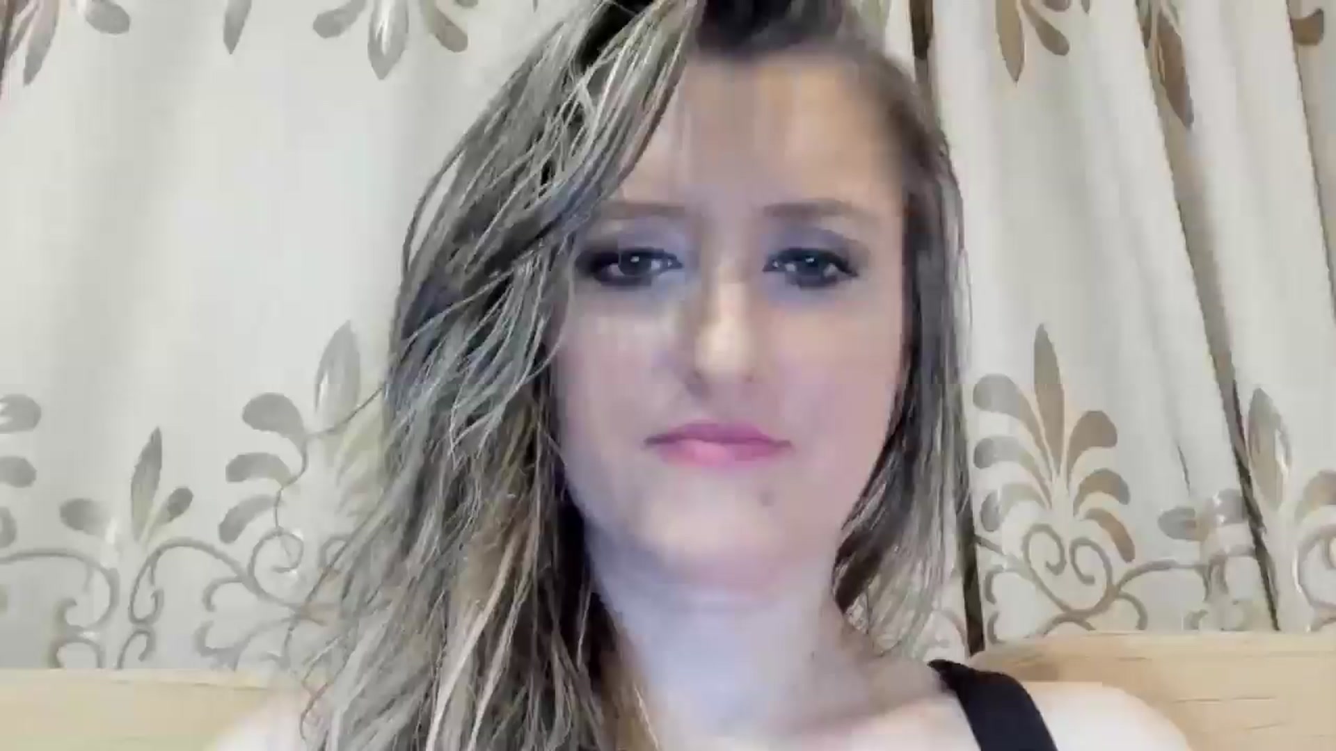 Gallery image thumbnail from BestDream's myfreecams stream on, 05/14/2024, 23:03 image 19 of 20