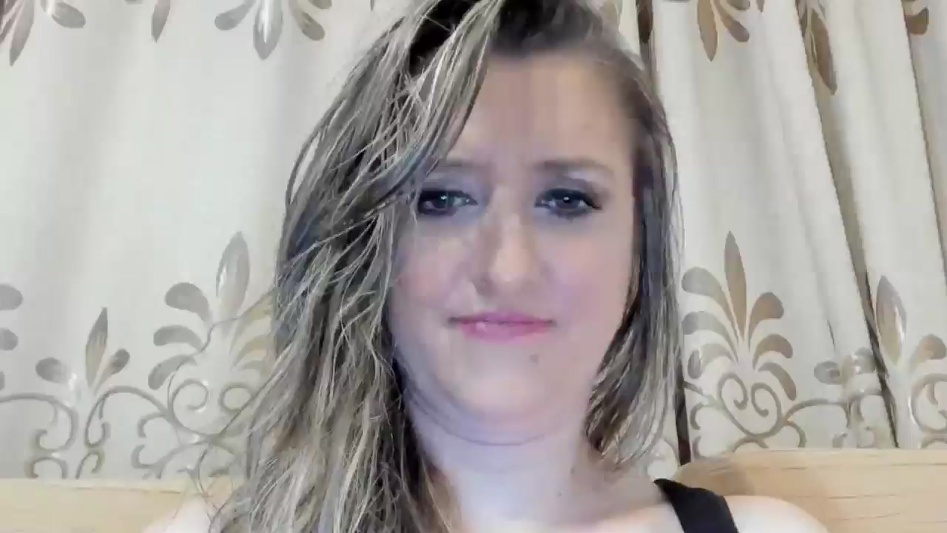 Gallery image thumbnail from BestDream's myfreecams stream on, 05/15/2024, 01:03 image 1 of 20