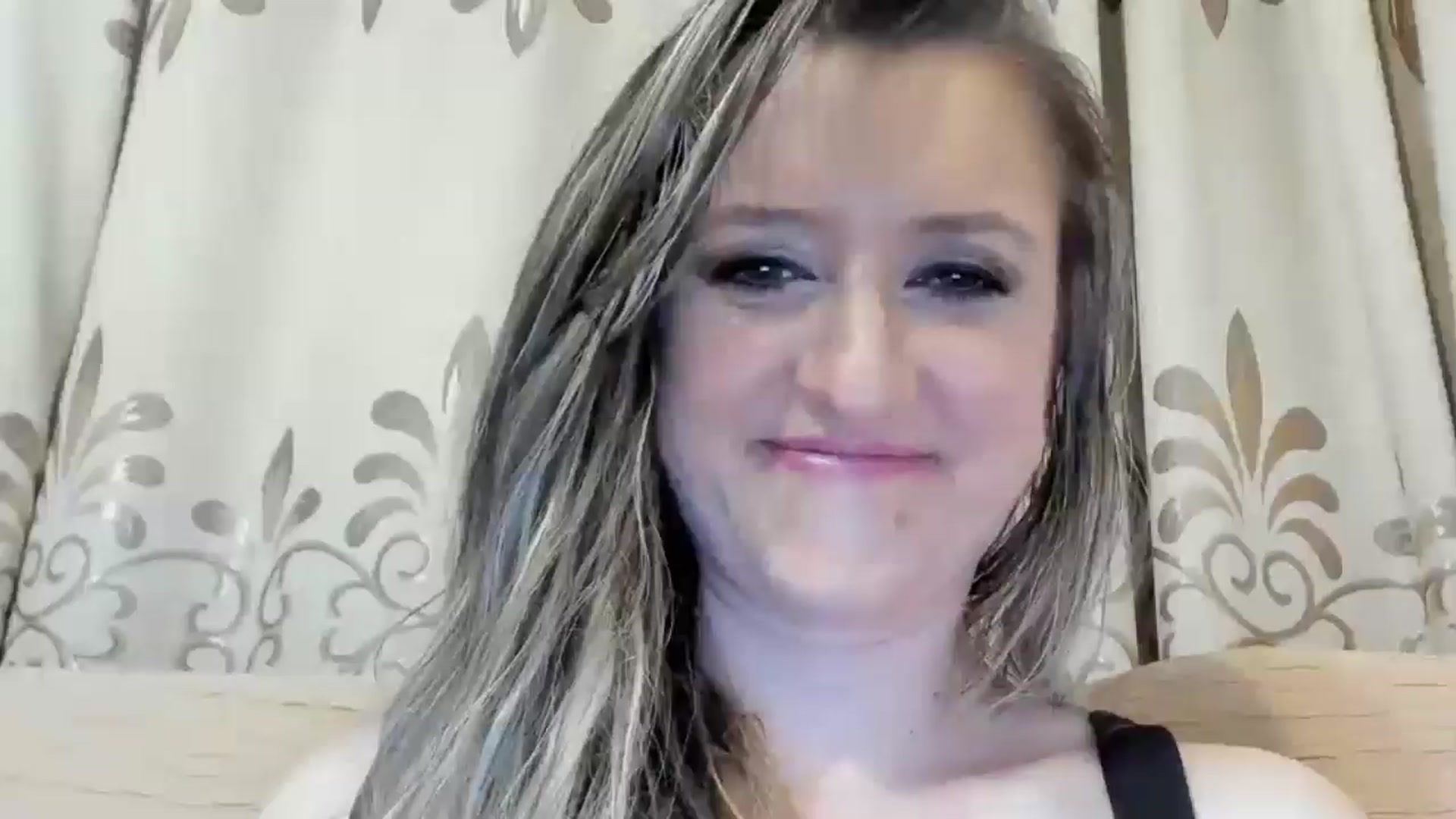Gallery image thumbnail from BestDream's myfreecams stream on, 05/15/2024, 01:03 image 8 of 20
