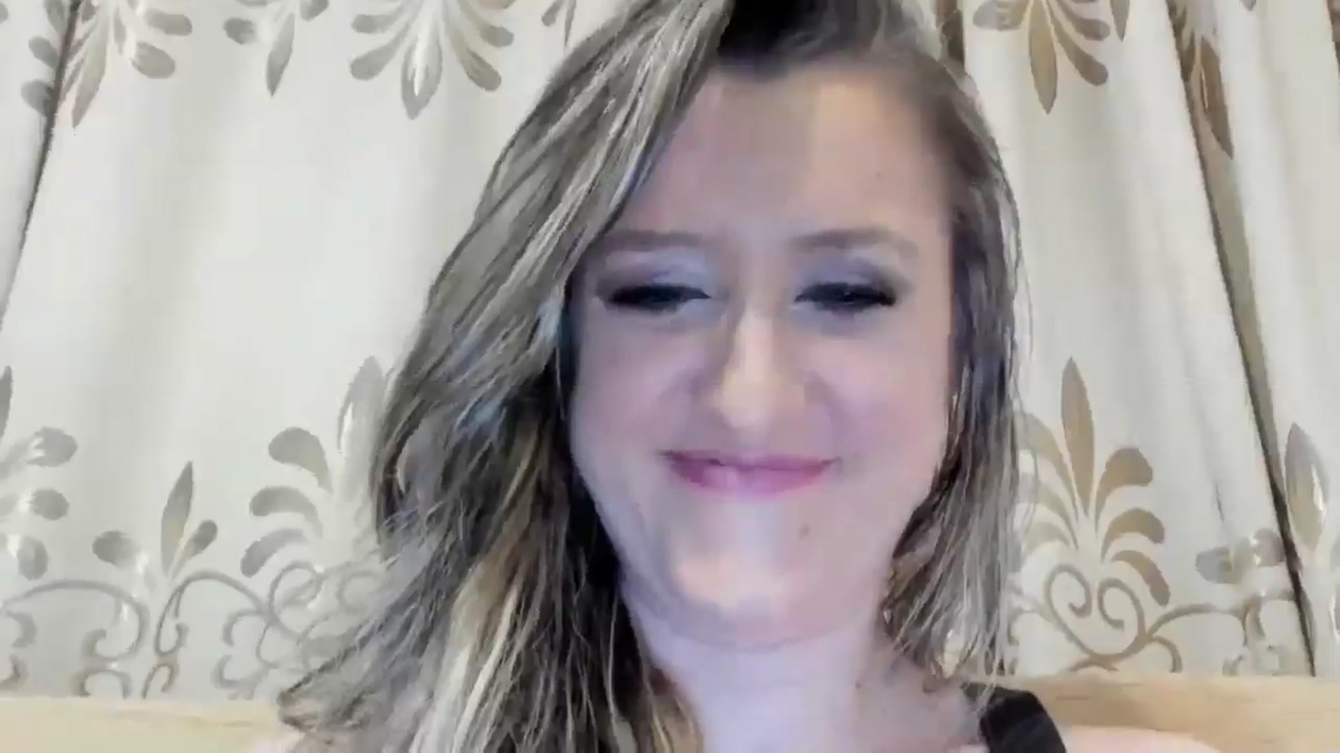 Gallery image thumbnail from BestDream's myfreecams stream on, 05/15/2024, 01:03 image 4 of 20