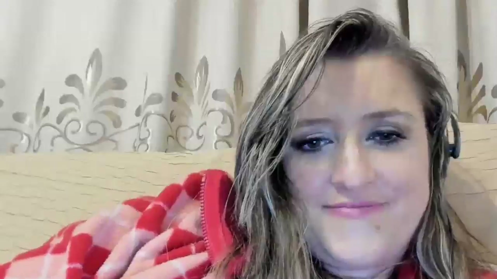 Gallery image thumbnail from BestDream's myfreecams stream on, 05/15/2024, 01:58 image 13 of 20