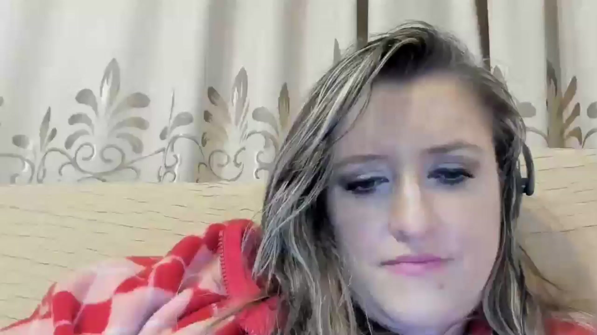 Gallery image thumbnail from BestDream's myfreecams stream on, 05/15/2024, 01:58 image 5 of 20