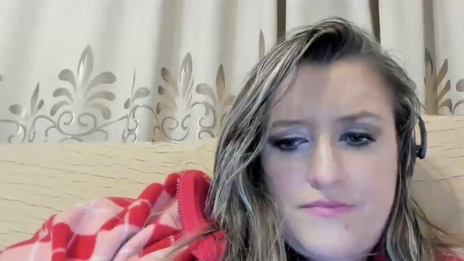 Gallery image thumbnail from BestDream's myfreecams stream on, 05/15/2024, 01:58 image 7 of 20