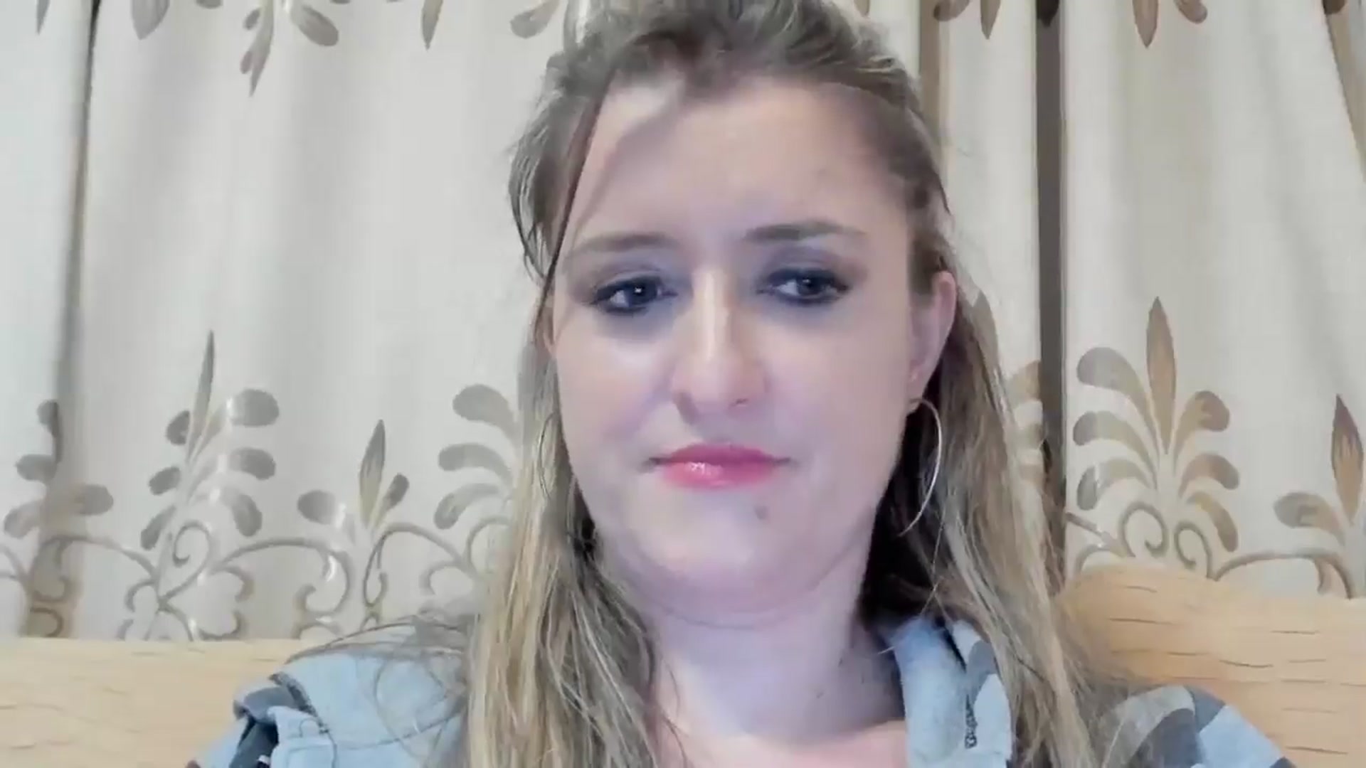 Gallery image thumbnail from BestDream's myfreecams stream on, 05/15/2024, 21:56 image 10 of 20