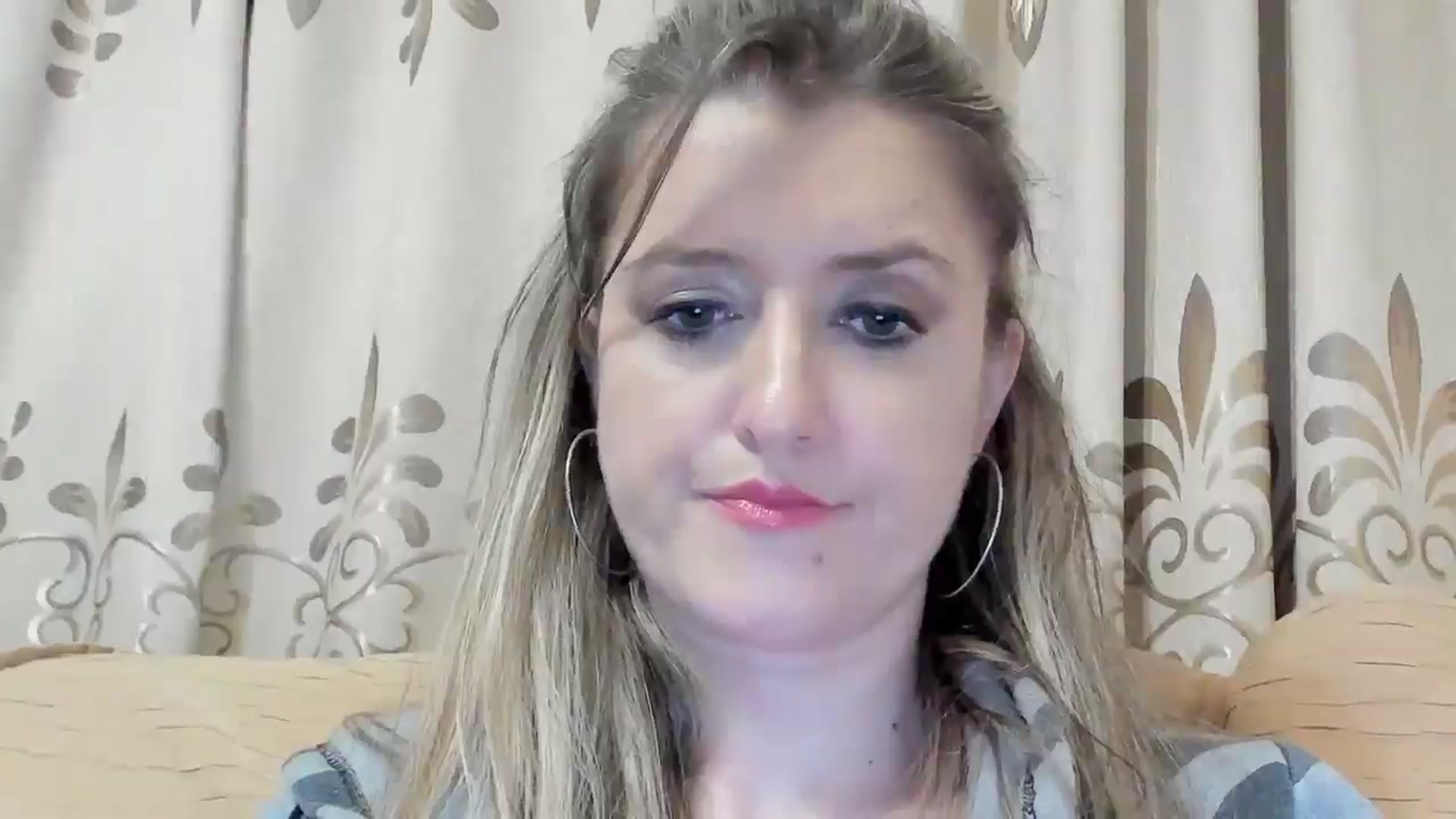 Gallery image thumbnail from BestDream's myfreecams stream on, 05/15/2024, 22:46 image 3 of 20