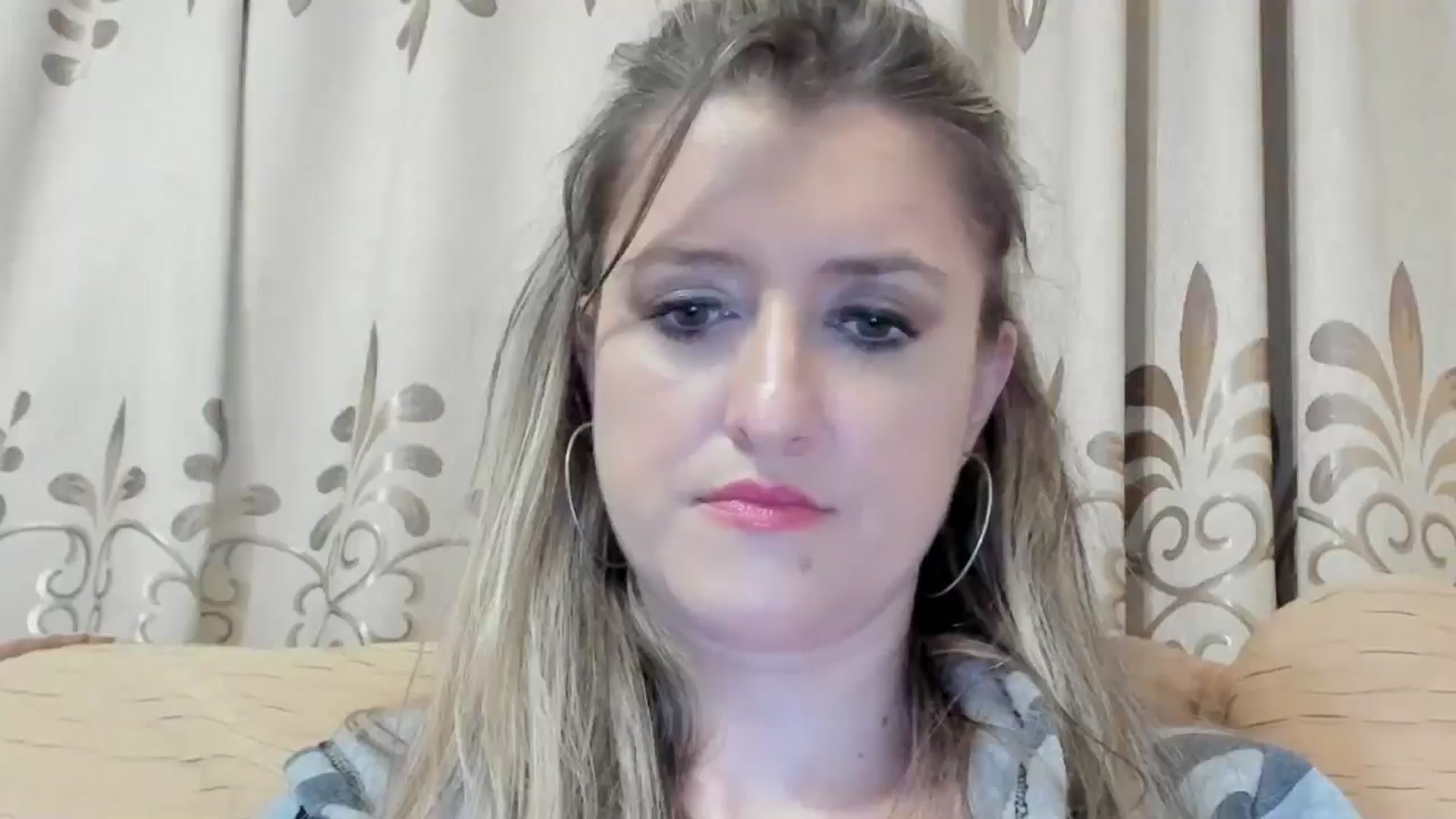 Gallery image thumbnail from BestDream's myfreecams stream on, 05/15/2024, 22:46 image 10 of 20