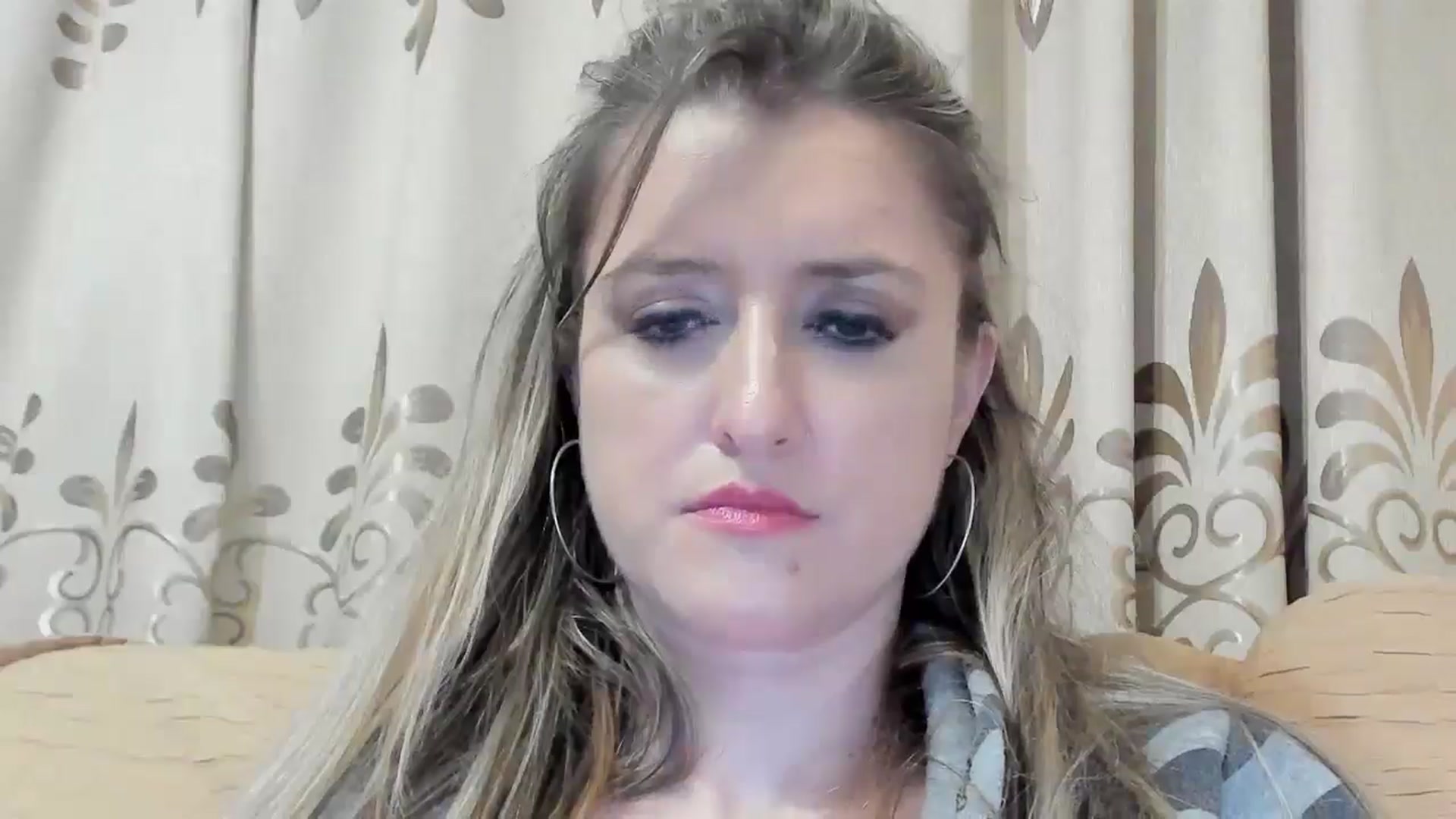 Gallery image thumbnail from BestDream's myfreecams stream on, 05/15/2024, 22:46 image 17 of 20