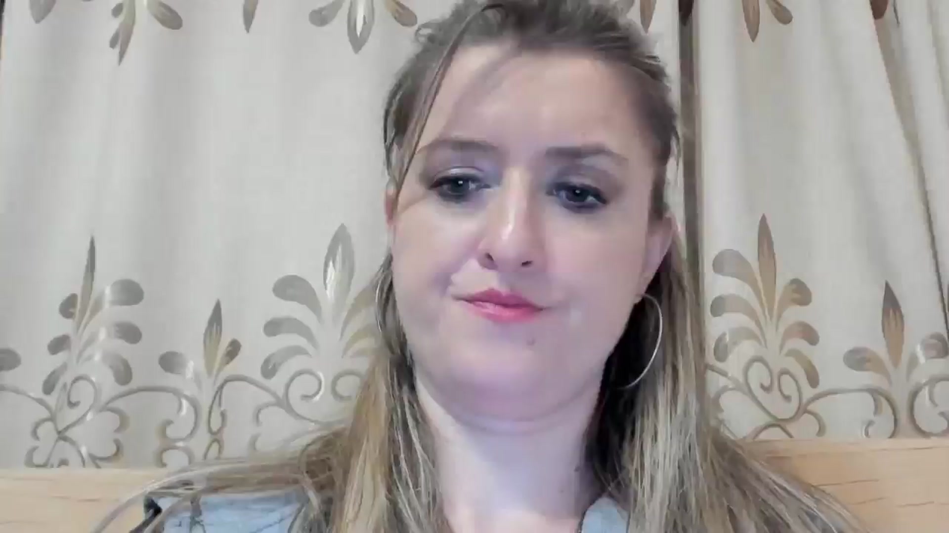 Gallery image thumbnail from BestDream's myfreecams stream on, 05/16/2024, 24:11 image 1 of 20