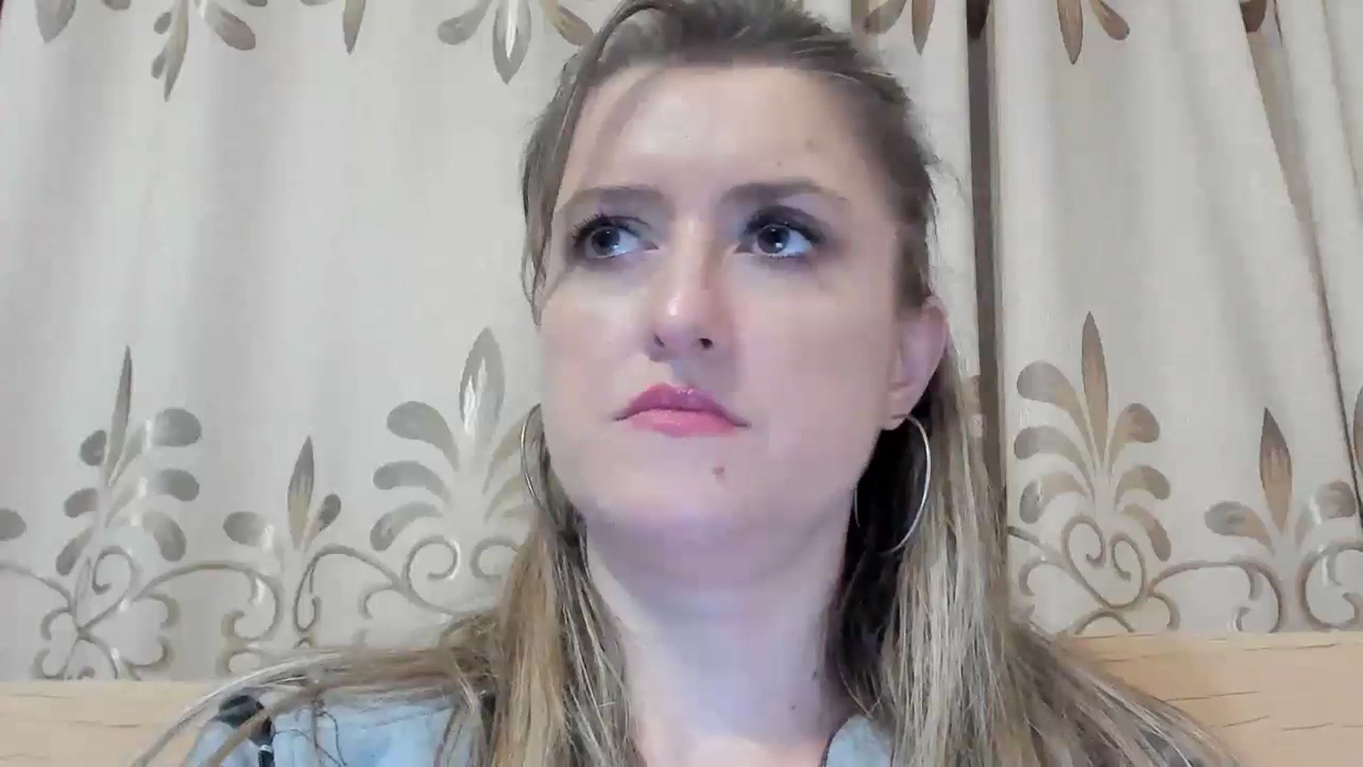 Gallery image thumbnail from BestDream's myfreecams stream on, 05/16/2024, 24:11 image 2 of 20
