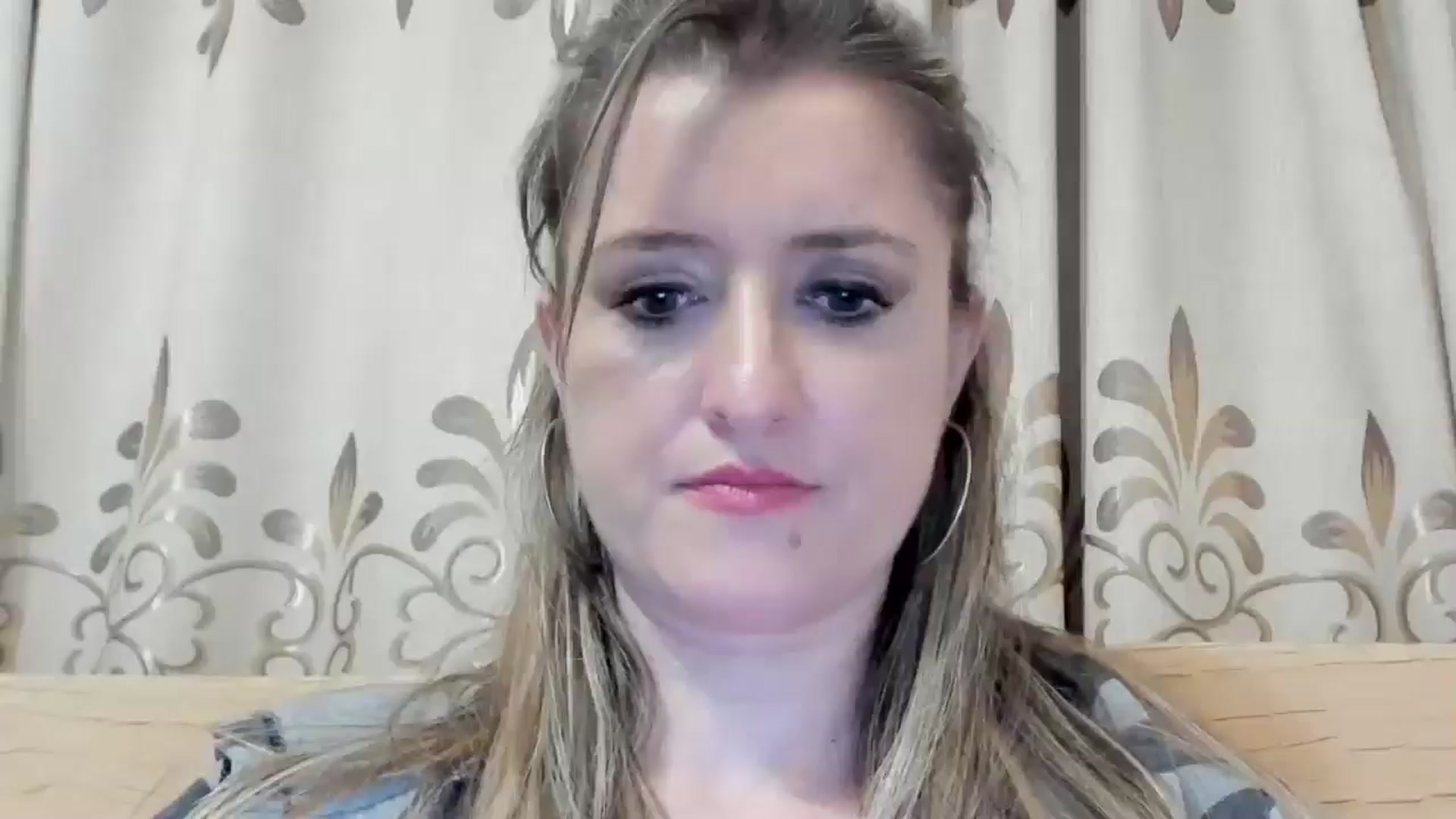 Gallery image thumbnail from BestDream's myfreecams stream on, 05/16/2024, 24:18 image 15 of 20