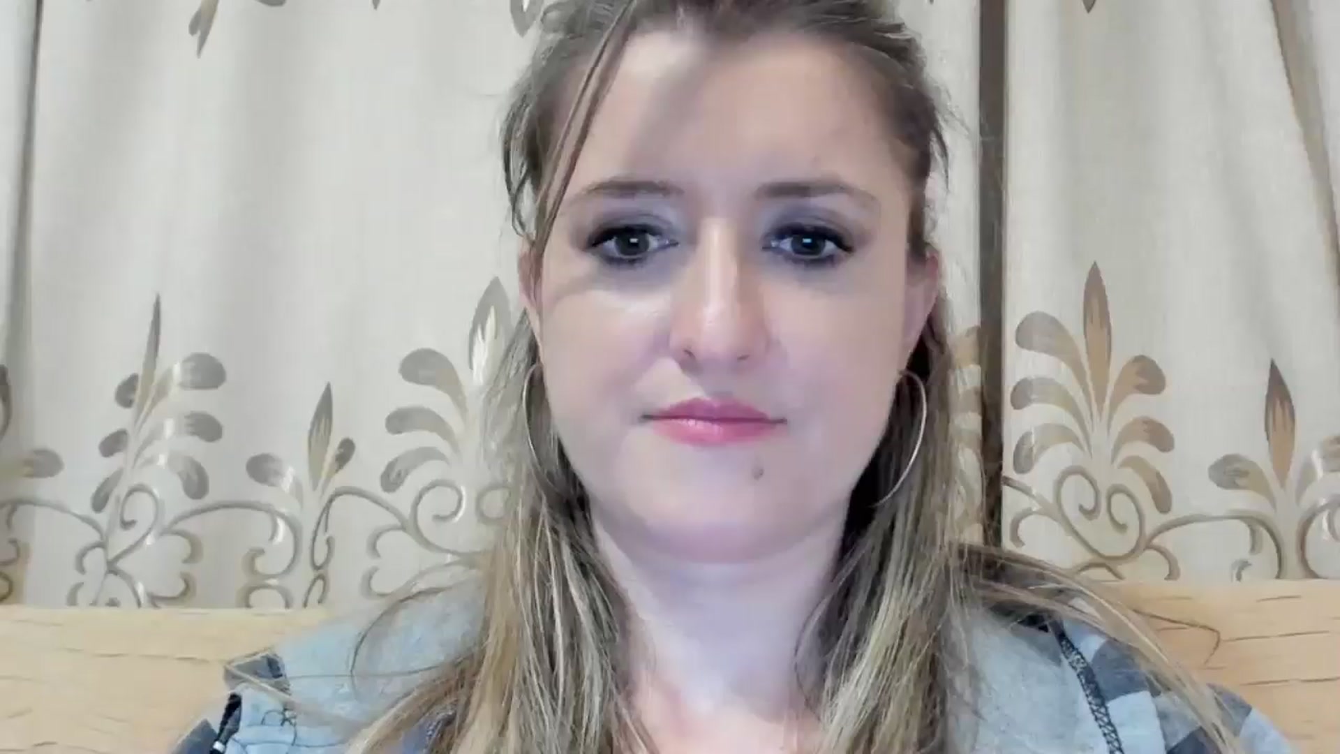 Gallery image thumbnail from BestDream's myfreecams stream on, 05/16/2024, 24:37 image 20 of 20