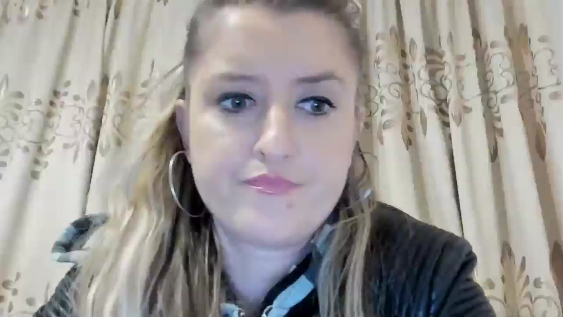 Gallery image thumbnail from BestDream's myfreecams stream on, 05/16/2024, 20:01 image 13 of 20