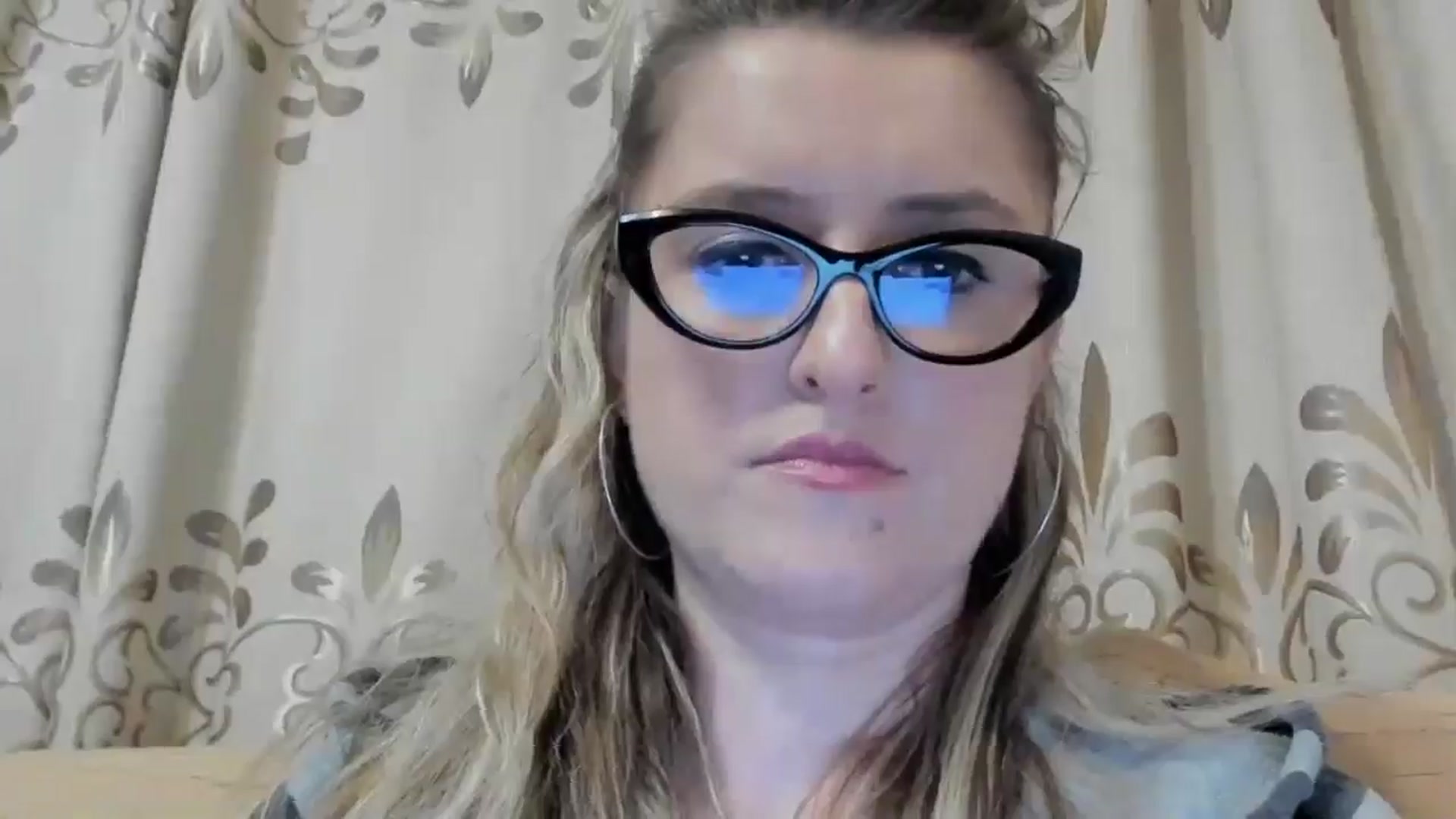 Gallery image thumbnail from BestDream's myfreecams stream on, 05/16/2024, 22:28 image 2 of 20