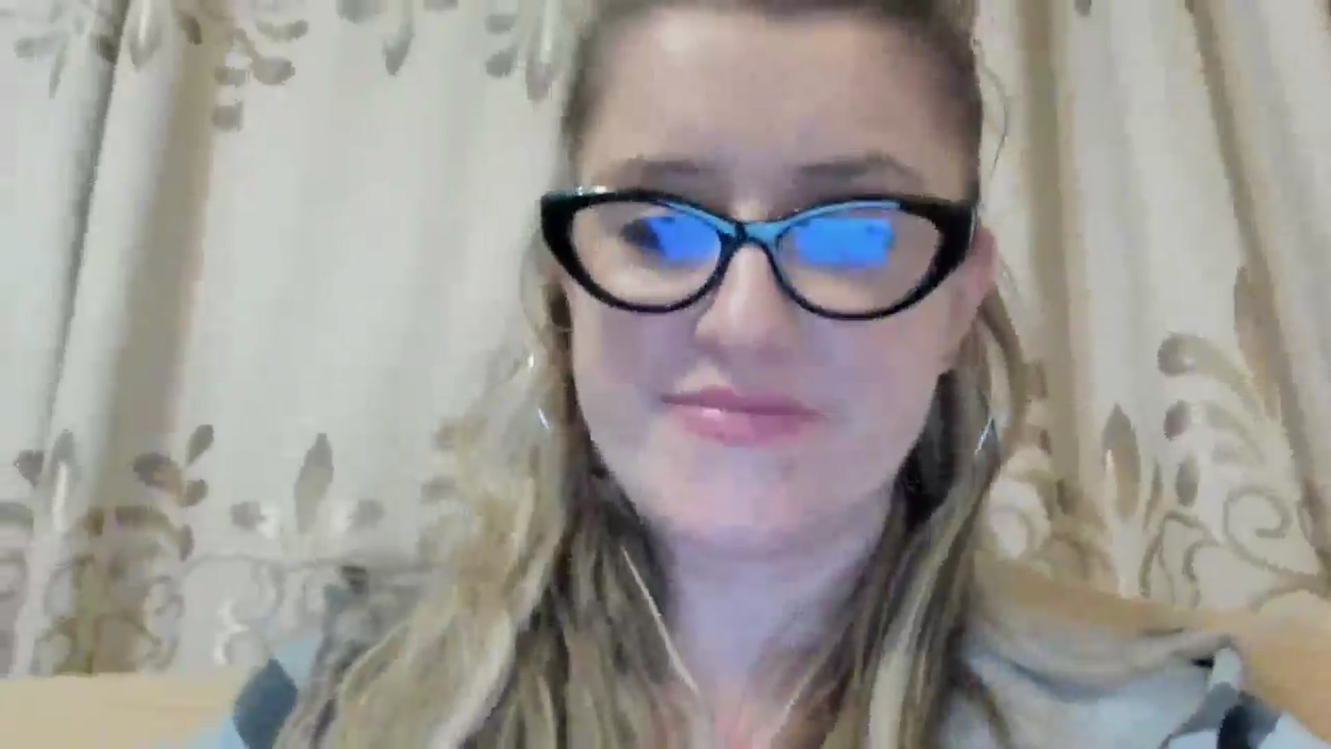 Gallery image thumbnail from BestDream's myfreecams stream on, 05/16/2024, 22:28 image 6 of 20