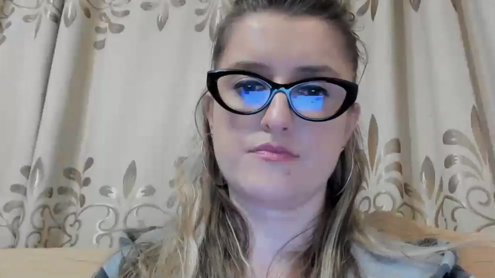 Gallery image thumbnail from BestDream's myfreecams stream on, 05/16/2024, 22:28 image 13 of 20