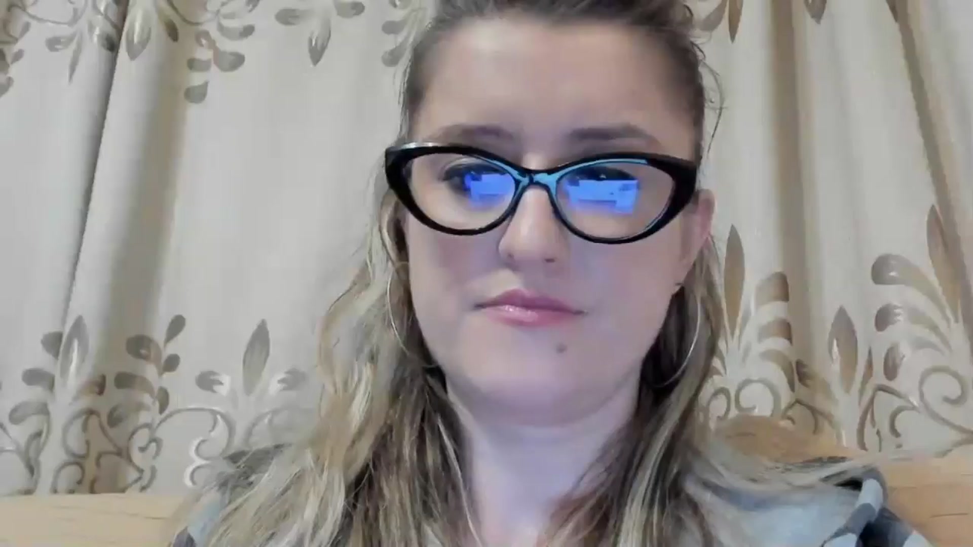 Gallery image thumbnail from BestDream's myfreecams stream on, 05/16/2024, 22:28 image 3 of 20