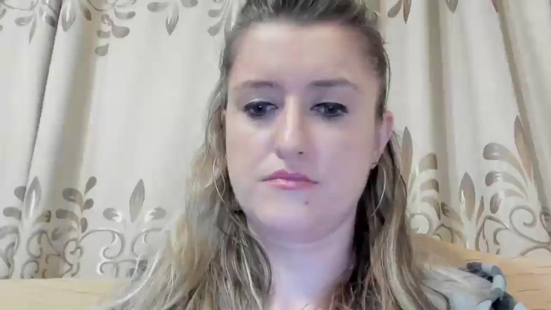 Gallery image thumbnail from BestDream's myfreecams stream on, 05/16/2024, 22:28 image 18 of 20