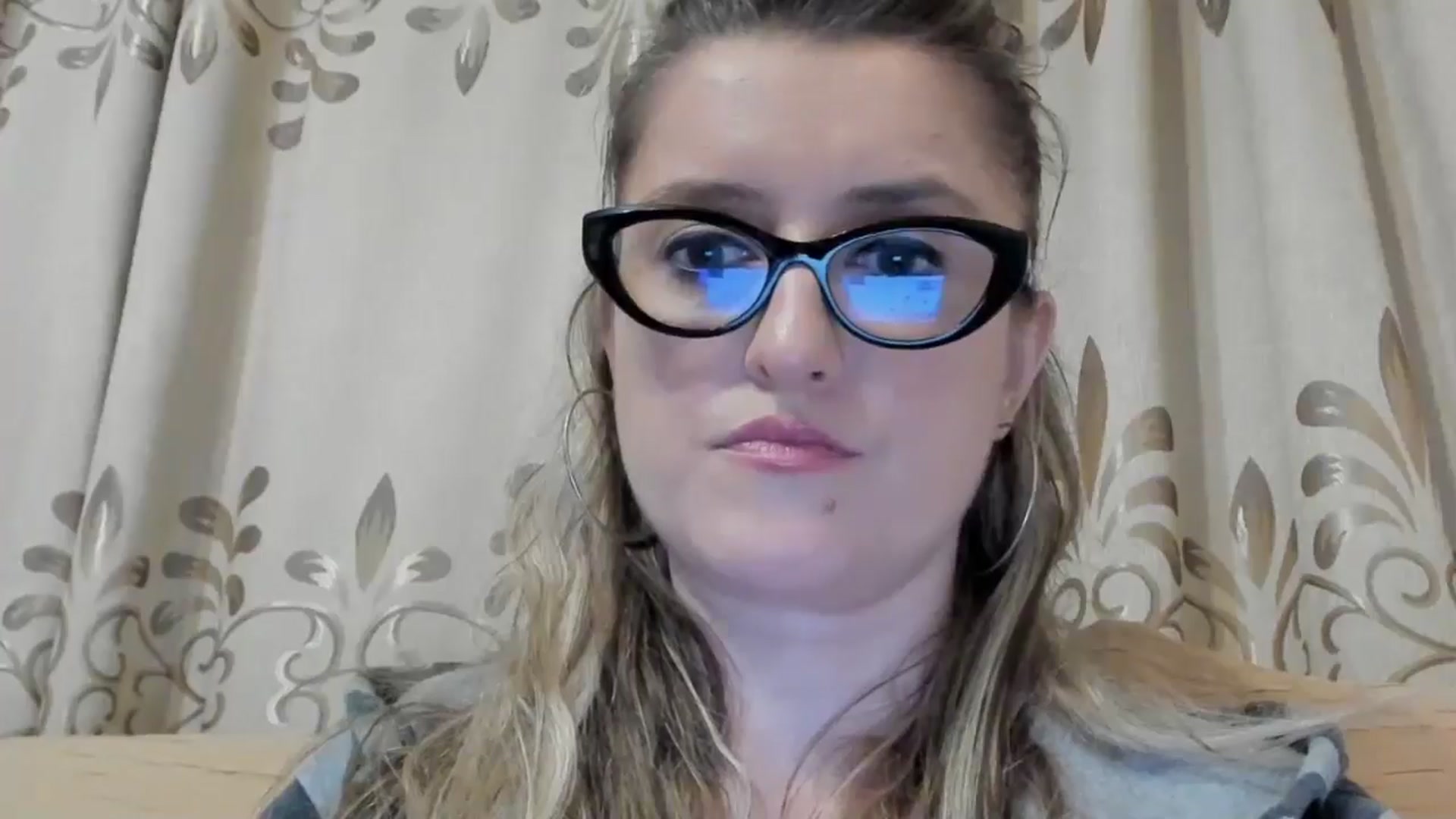 Gallery image thumbnail from BestDream's myfreecams stream on, 05/16/2024, 22:28 image 10 of 20