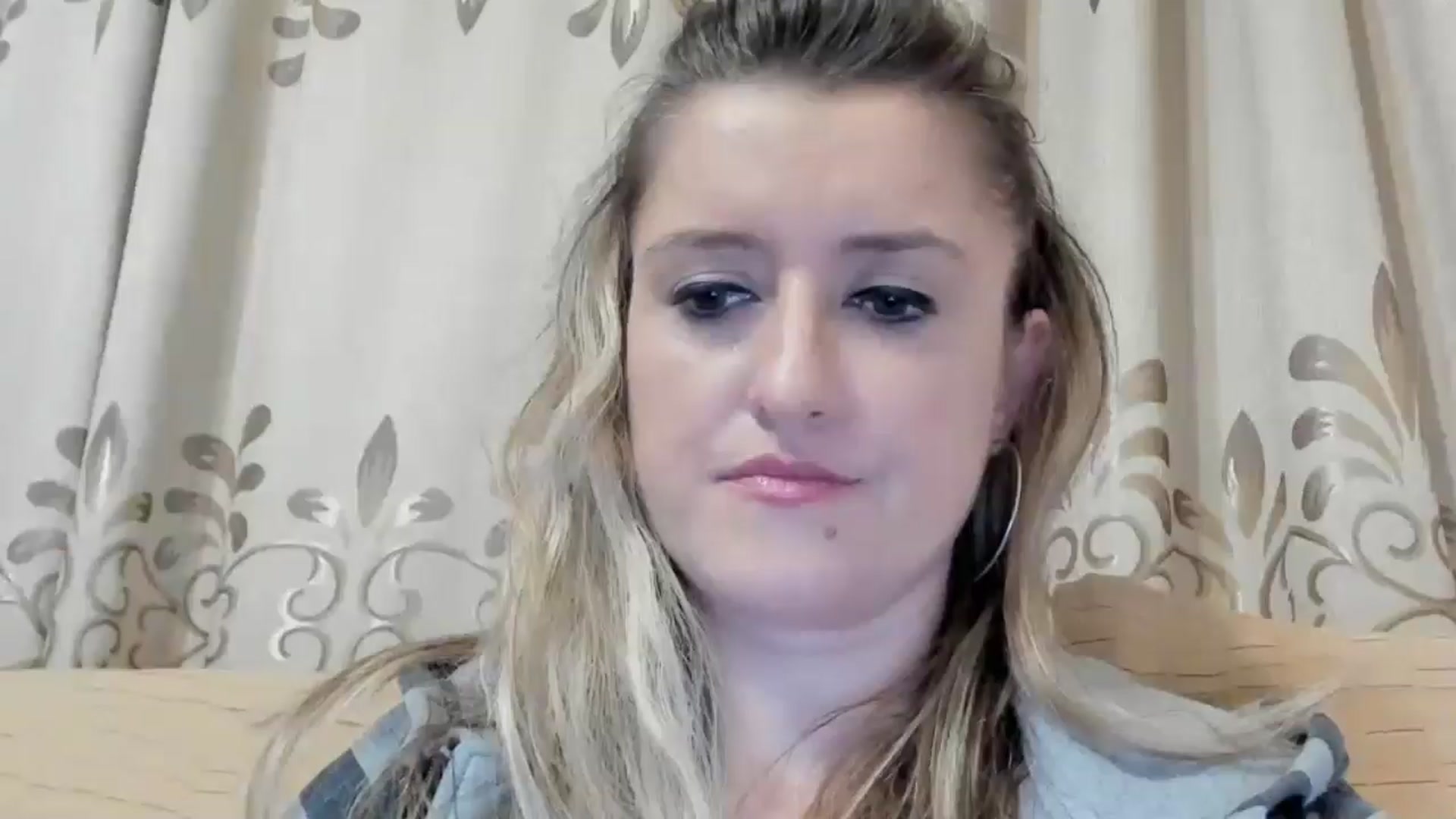 Gallery image thumbnail from BestDream's myfreecams stream on, 05/16/2024, 23:02 image 4 of 20