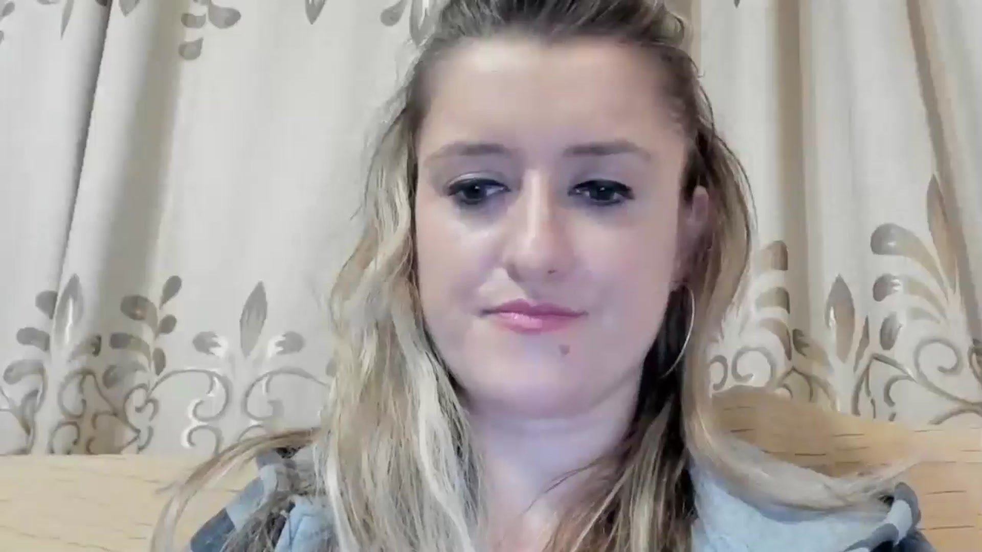 Gallery image thumbnail from BestDream's myfreecams stream on, 05/16/2024, 23:02 image 2 of 20