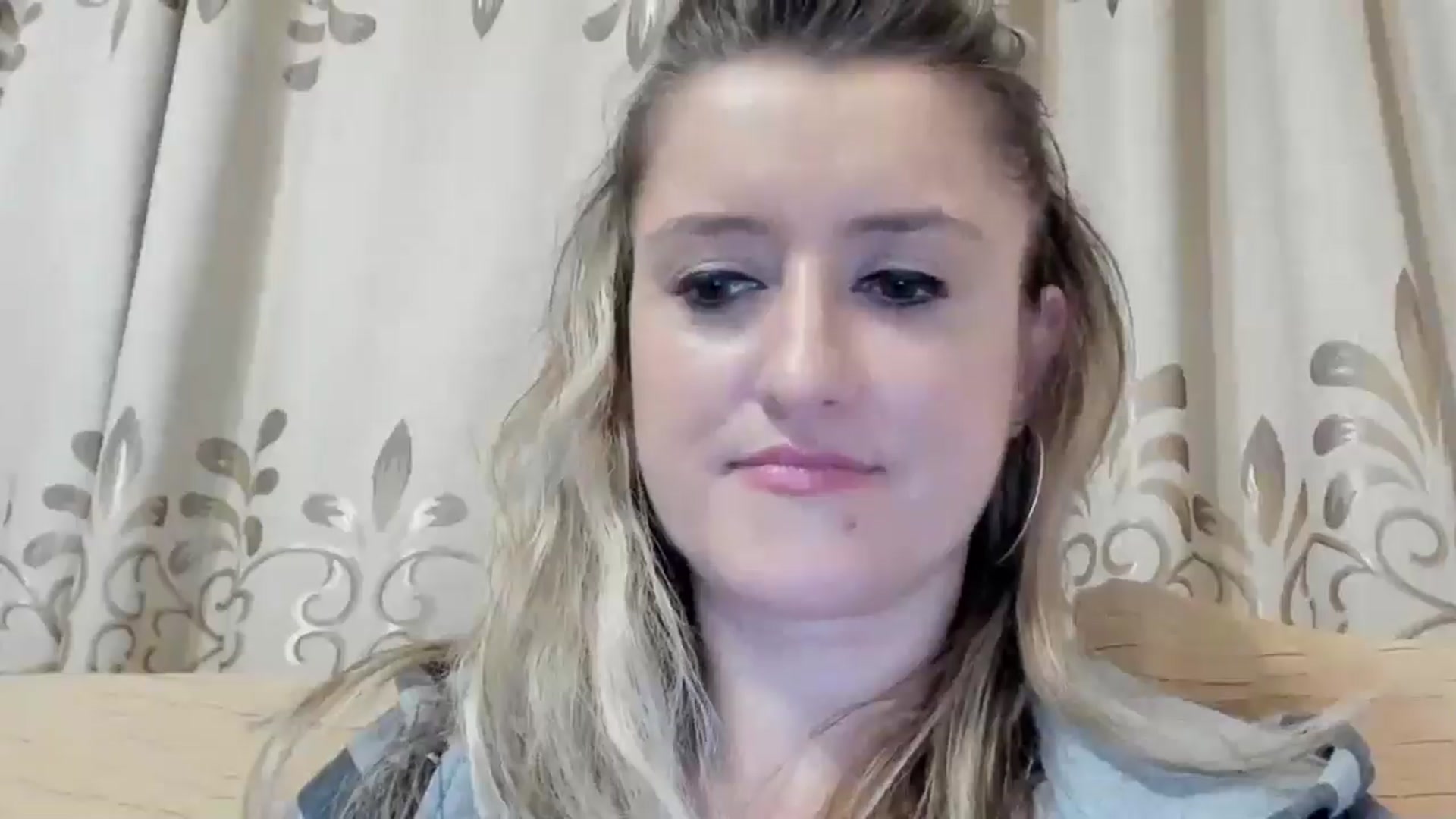 Gallery image thumbnail from BestDream's myfreecams stream on, 05/16/2024, 23:02 image 6 of 20