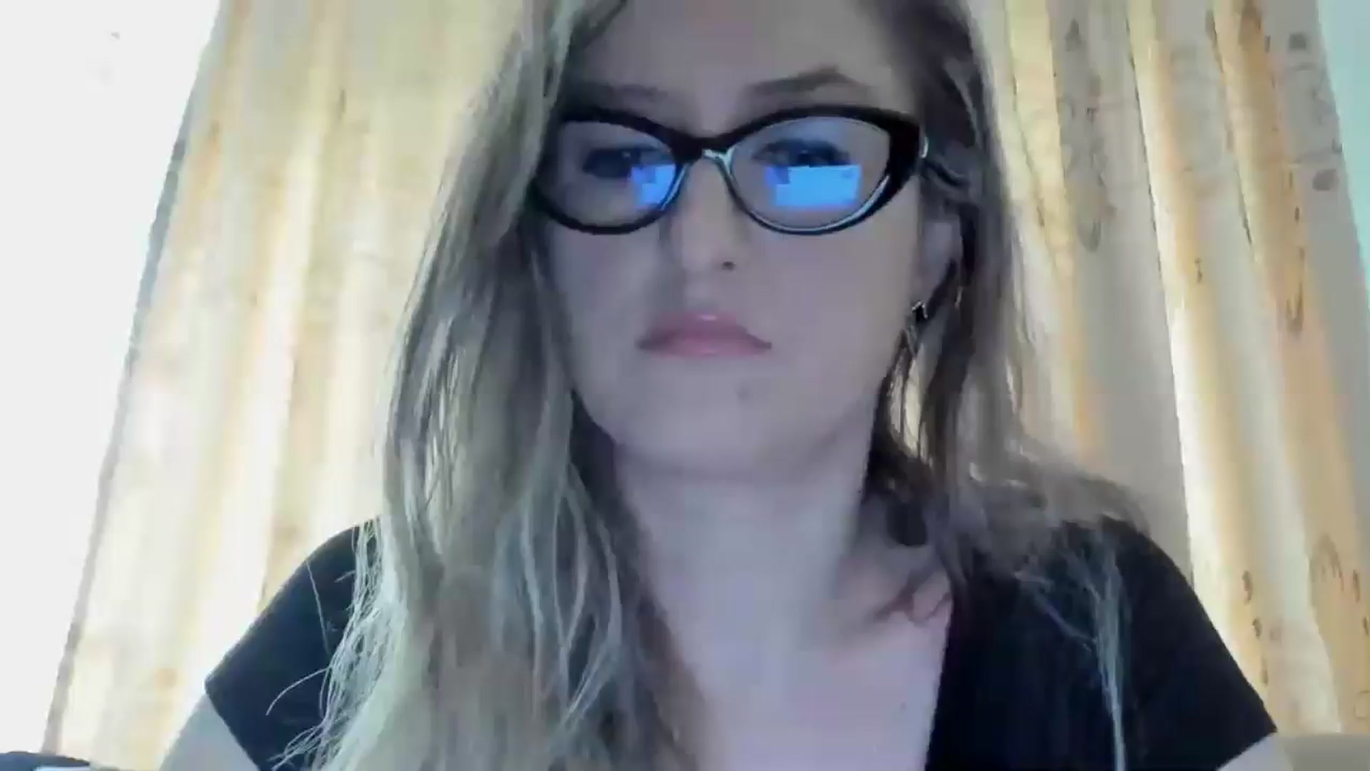 Gallery image thumbnail from BestDream's myfreecams stream on, 05/17/2024, 10:37 image 16 of 20