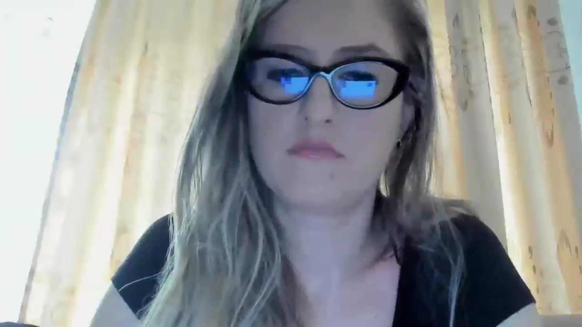 Gallery image thumbnail from BestDream's myfreecams stream on, 05/17/2024, 10:37 image 14 of 20
