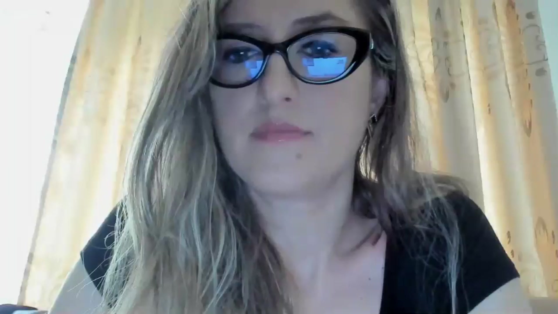 Gallery image thumbnail from BestDream's myfreecams stream on, 05/17/2024, 10:37 image 17 of 20