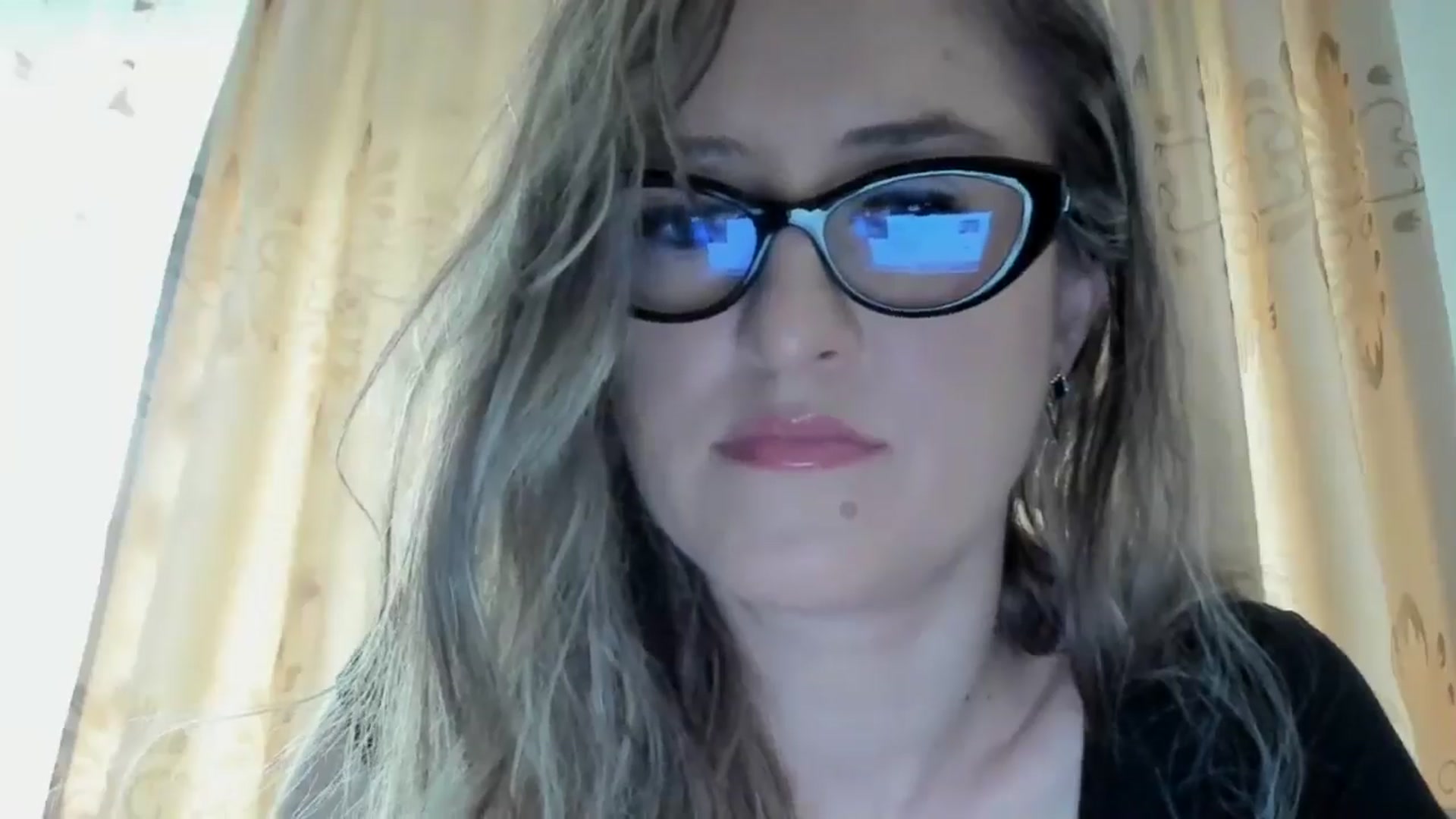 Gallery image thumbnail from BestDream's myfreecams stream on, 05/17/2024, 10:37 image 7 of 20