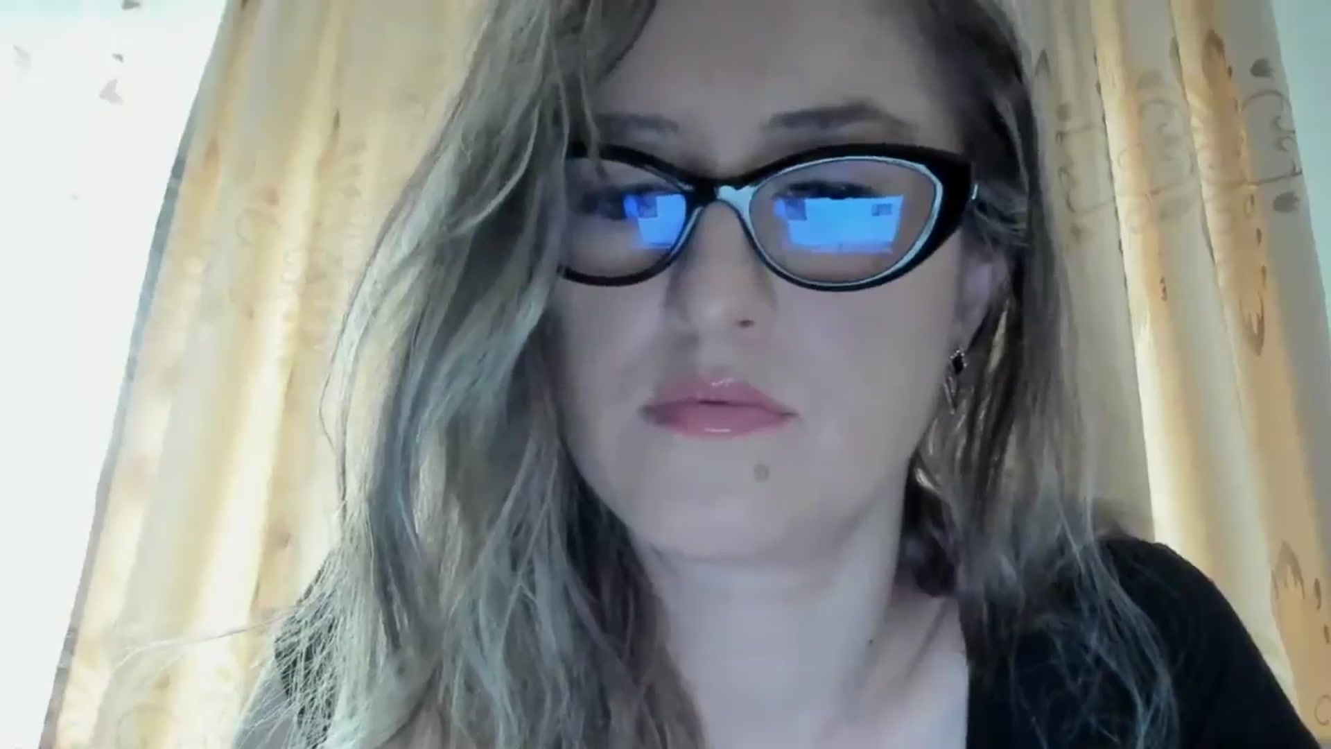 Gallery image thumbnail from BestDream's myfreecams stream on, 05/17/2024, 10:37 image 6 of 20