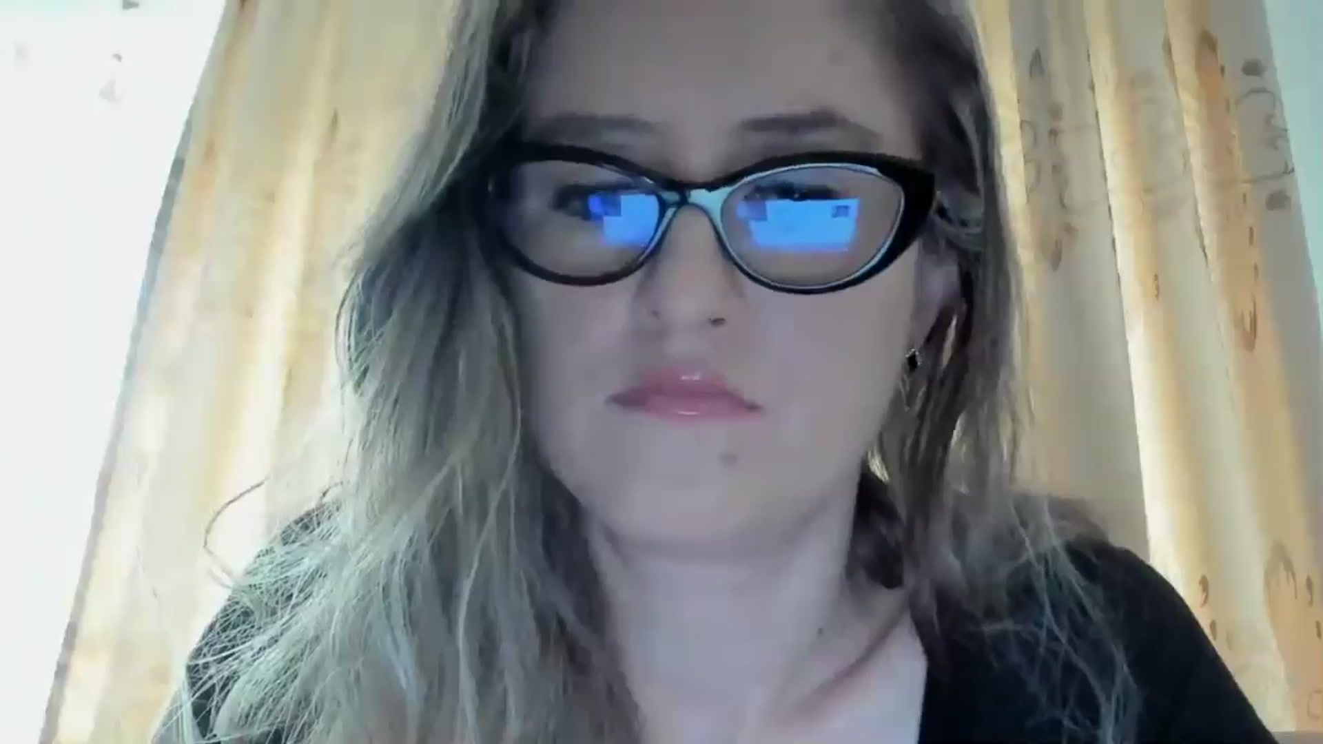 Gallery image thumbnail from BestDream's myfreecams stream on, 05/17/2024, 10:37 image 10 of 20